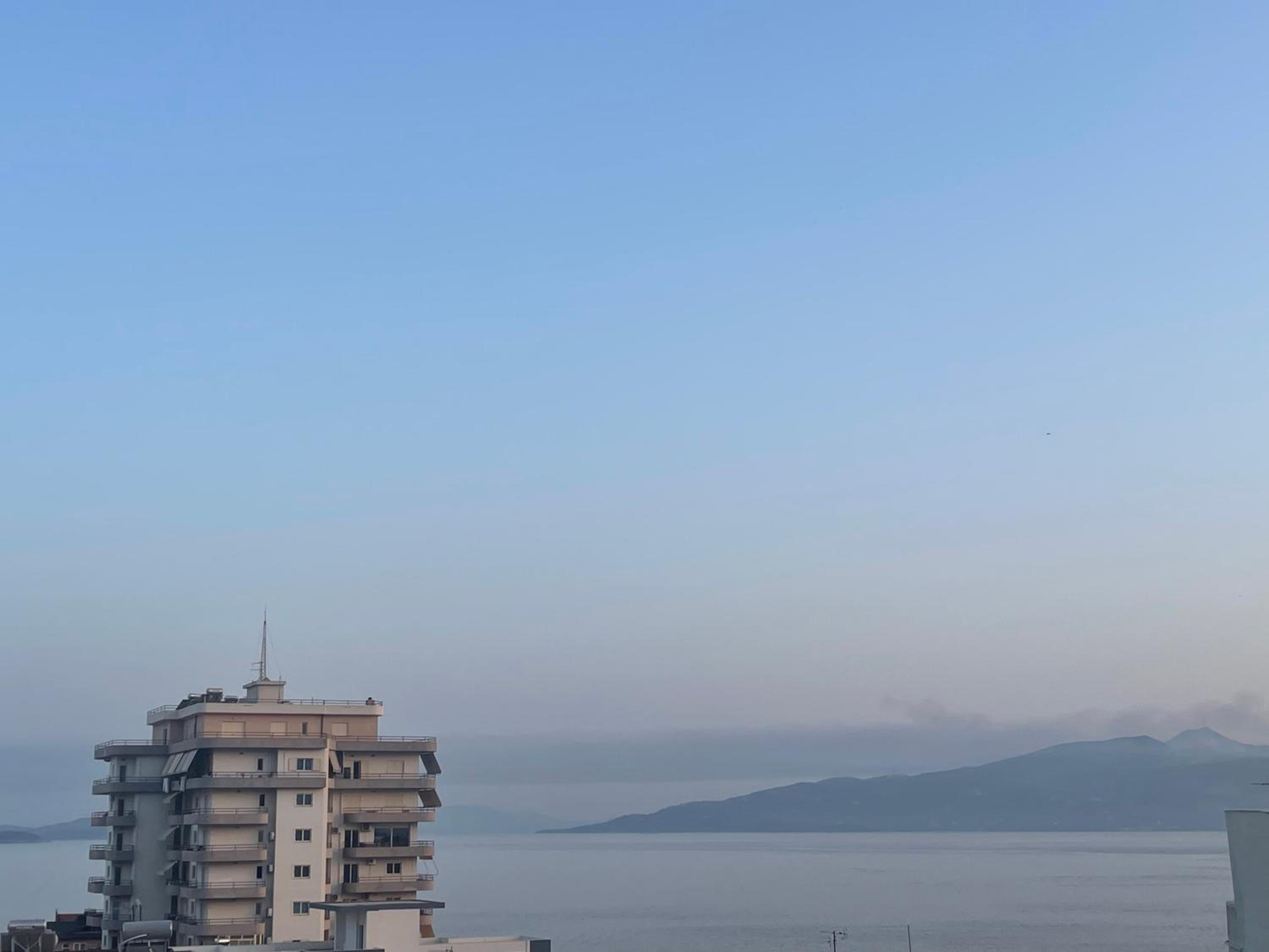 Saranda sea sun photo 2