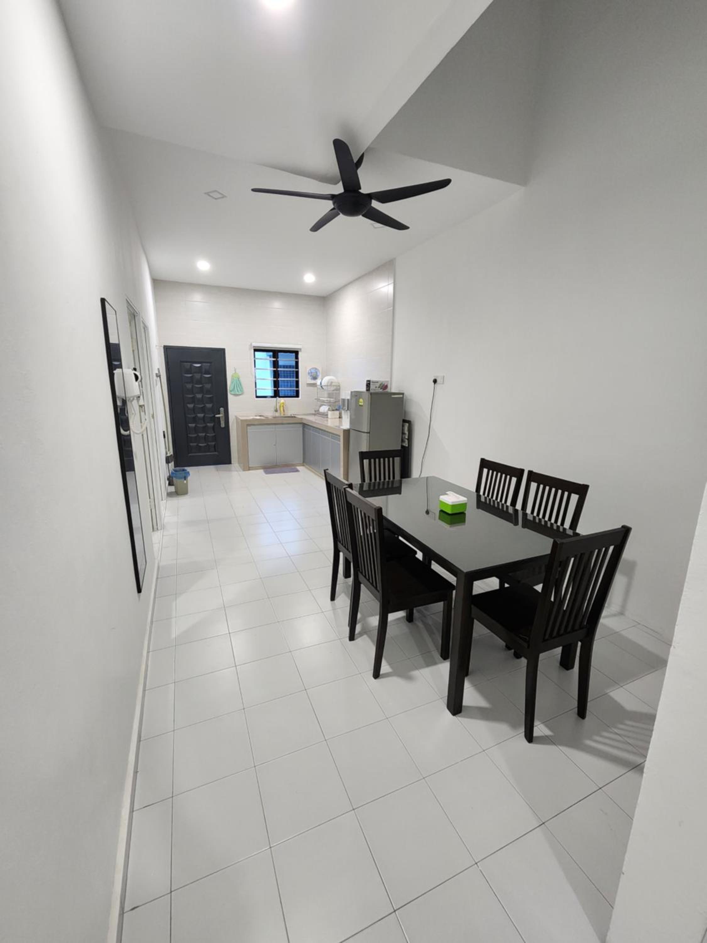 4 bedroom homestay @ Mersing photo 3