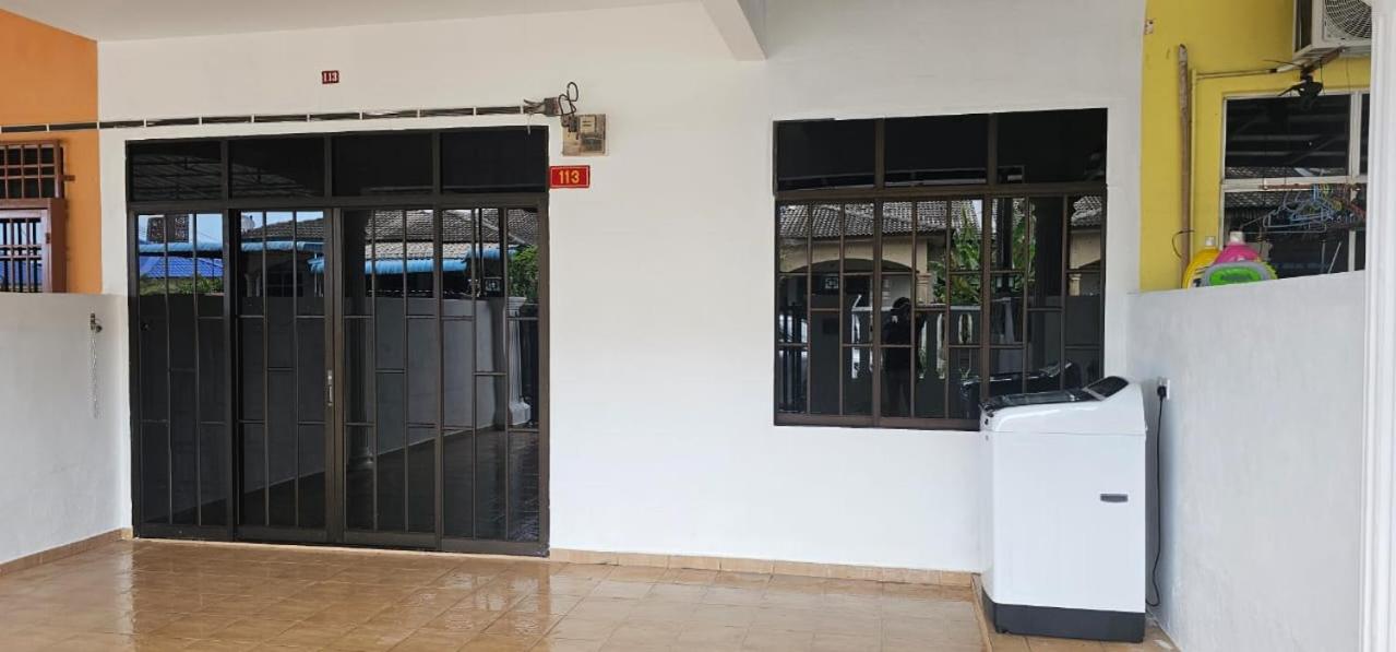 4 bedroom homestay @ Mersing photo 8
