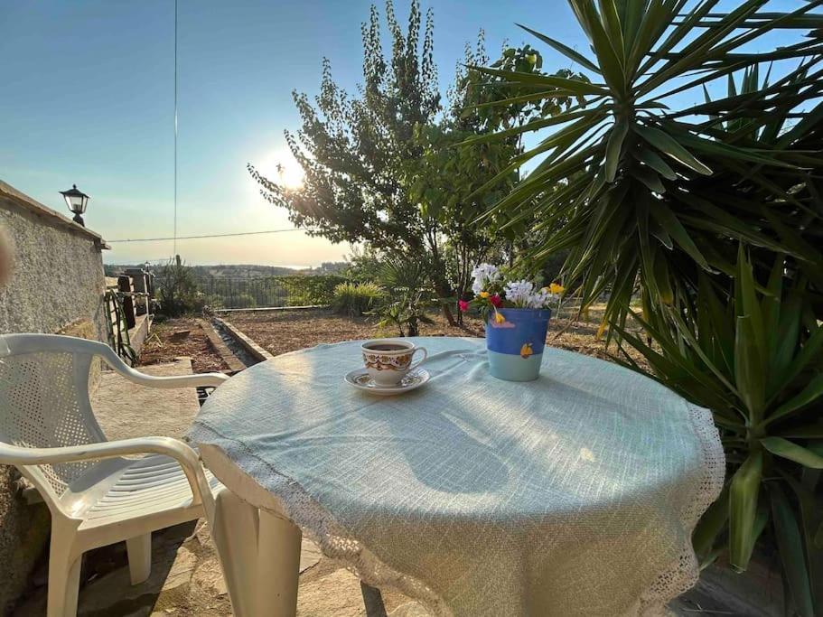 YourLittleMiracle-PanoramicView+FirePit+Garden+BBQ