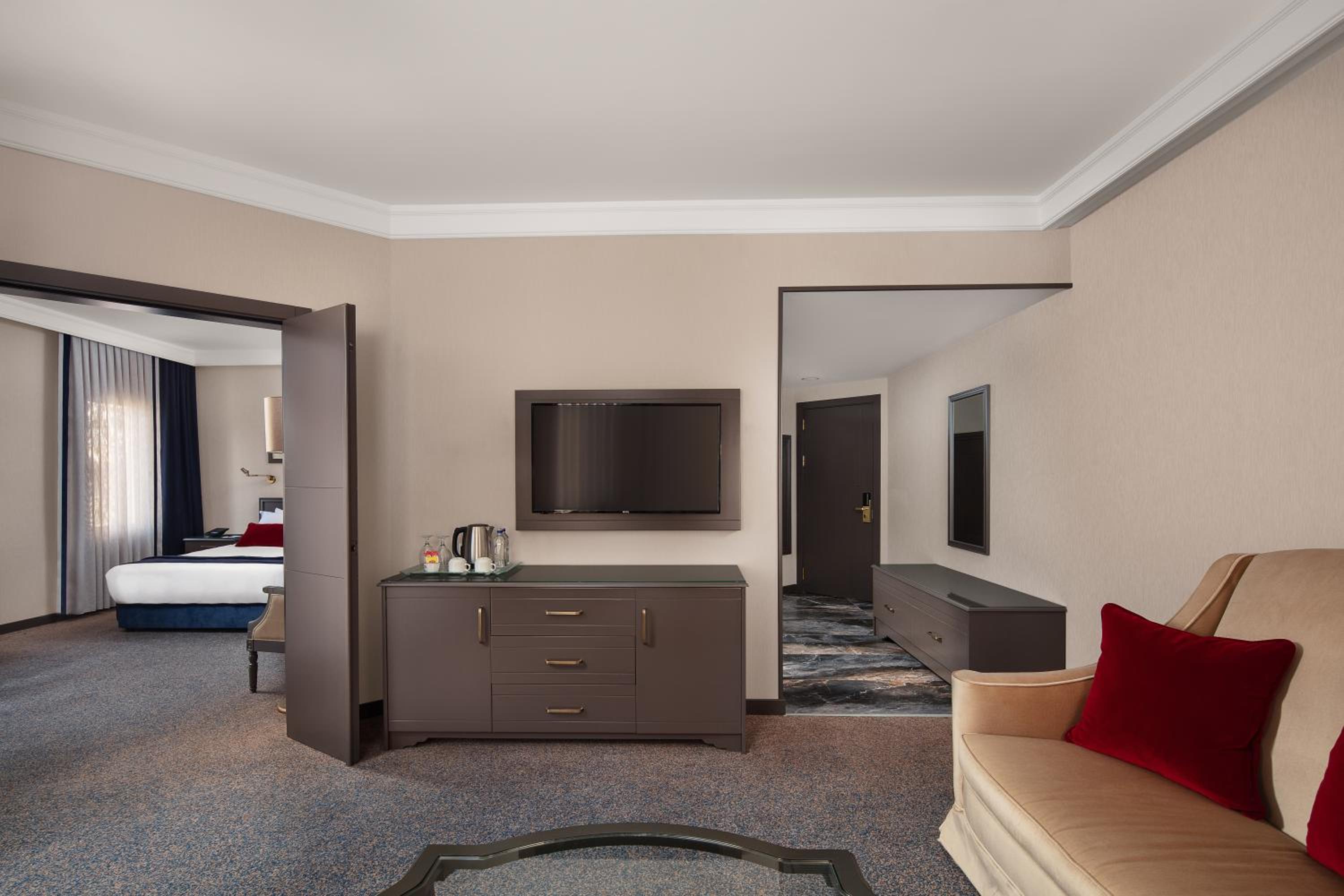 Grand Cevahir Hotel Convention Center - Image 23