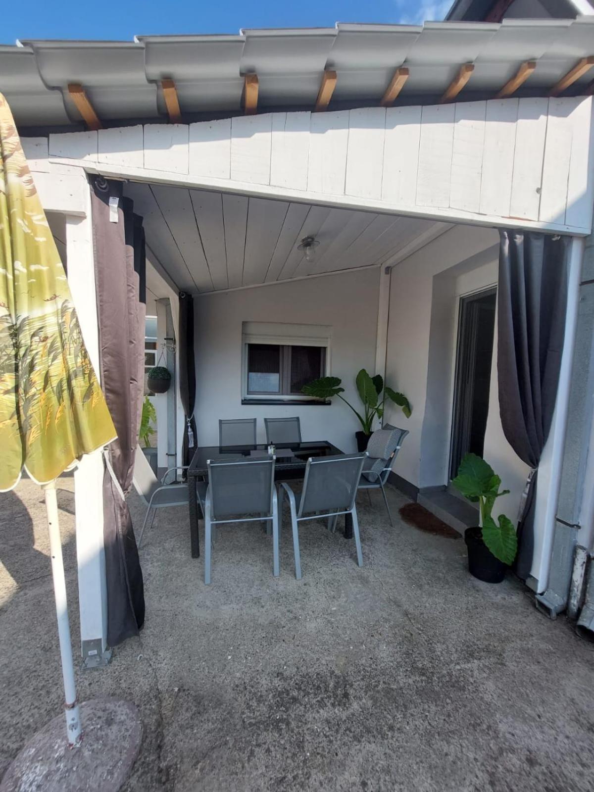 VIKI apartman view 3