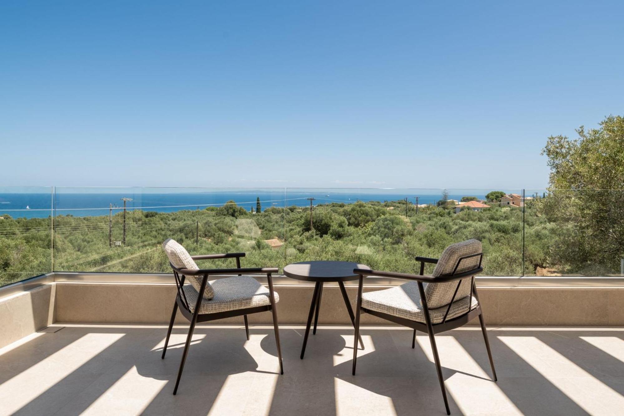 Gioarde Luxury Villa with Private Pool & Sea Views, by ZanteWize