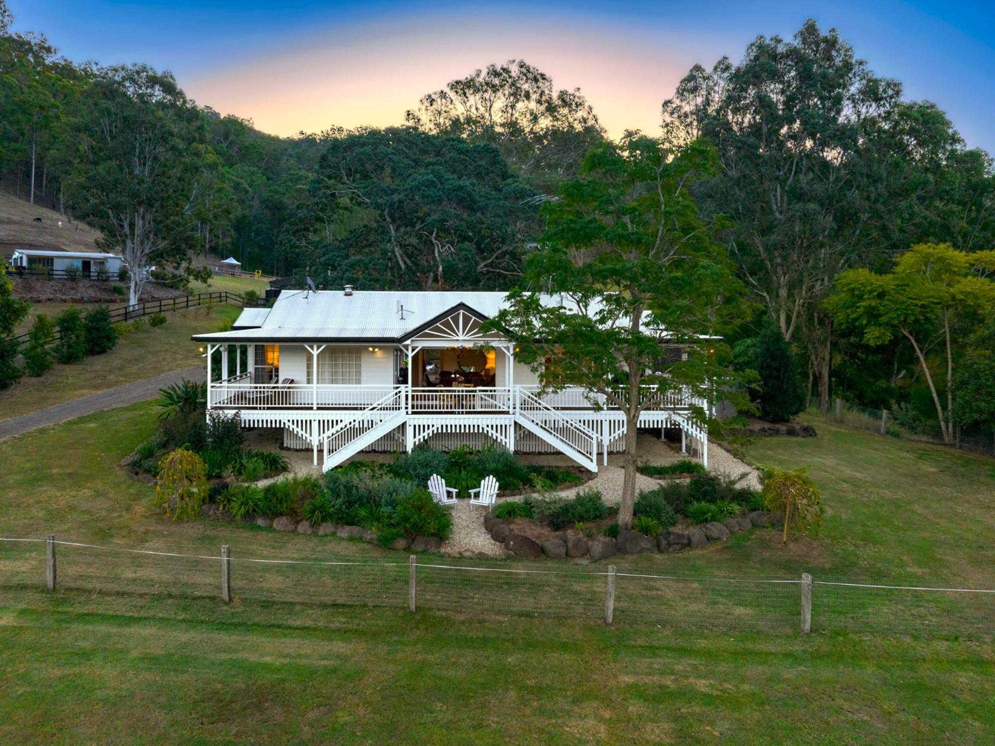 The Stables Luxury Country Escape