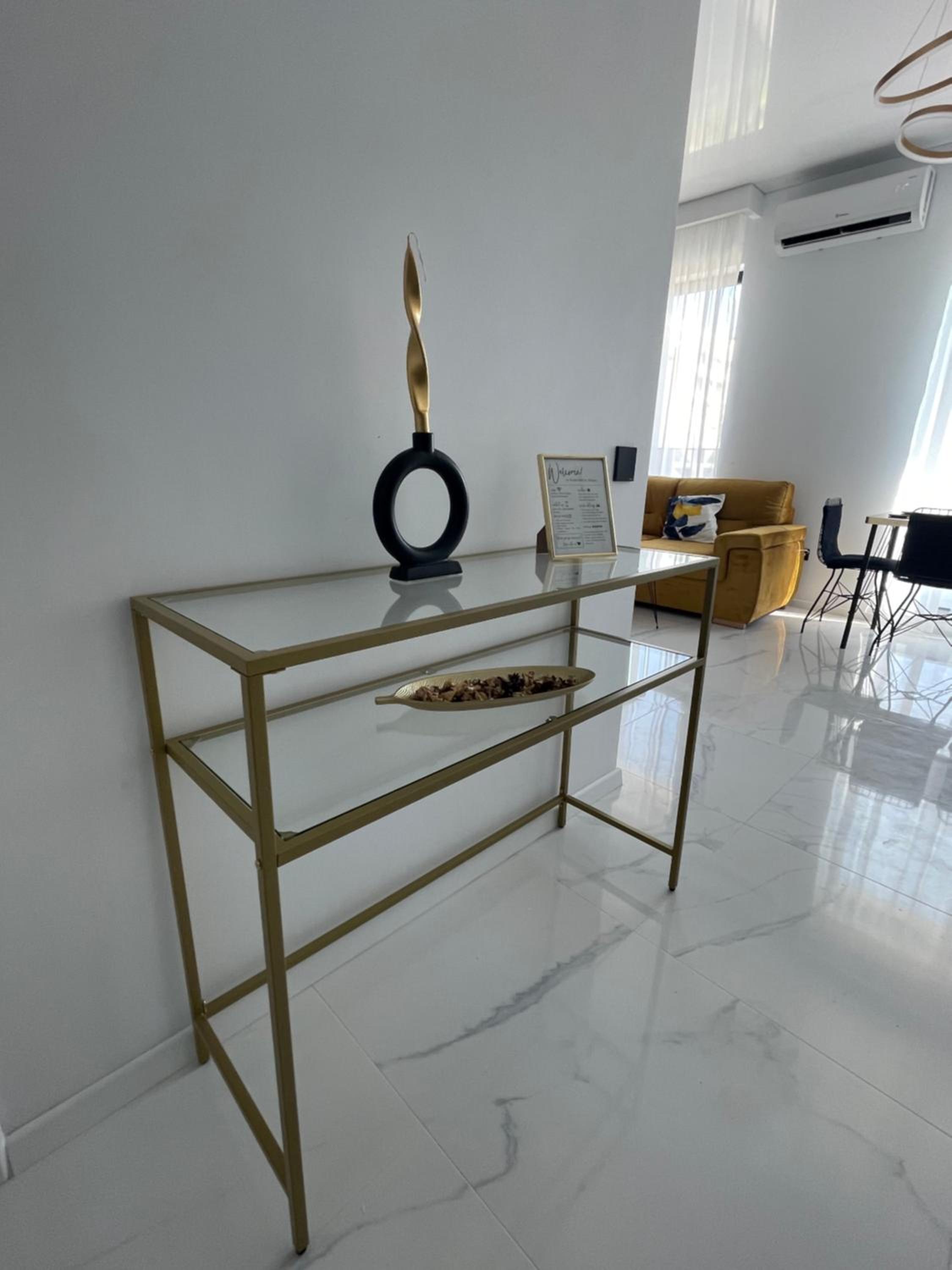 Studio303 by Allegio: Mamaia's Seaside Luxury near finest Clubs & Beaches view 4