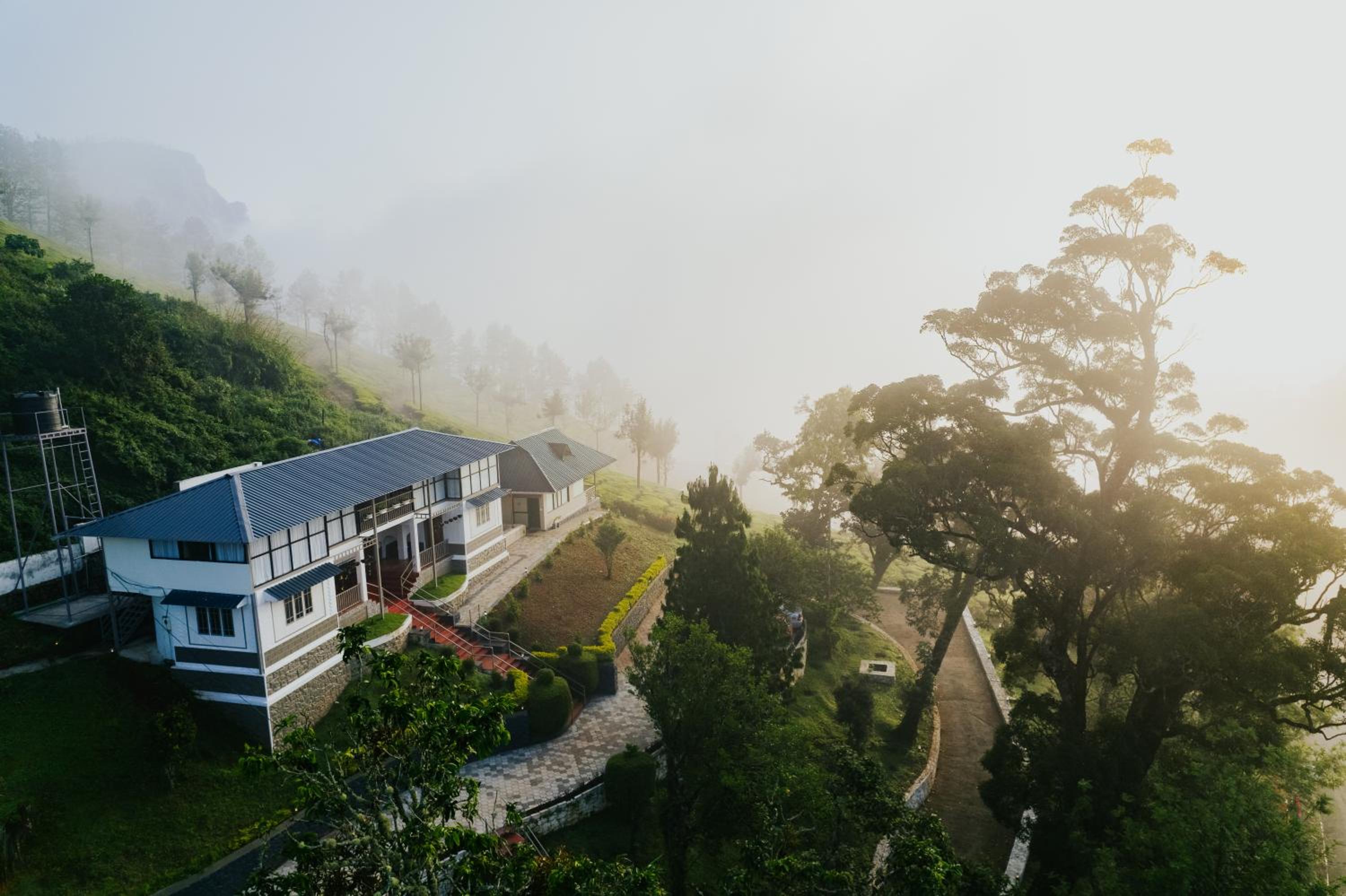 Misty Courtyard Resort
