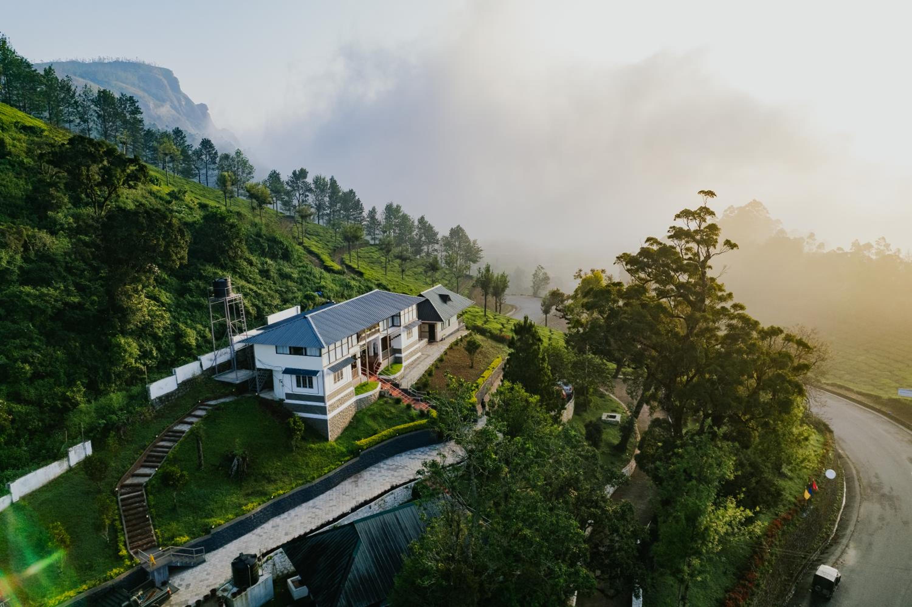 Misty Courtyard Resort