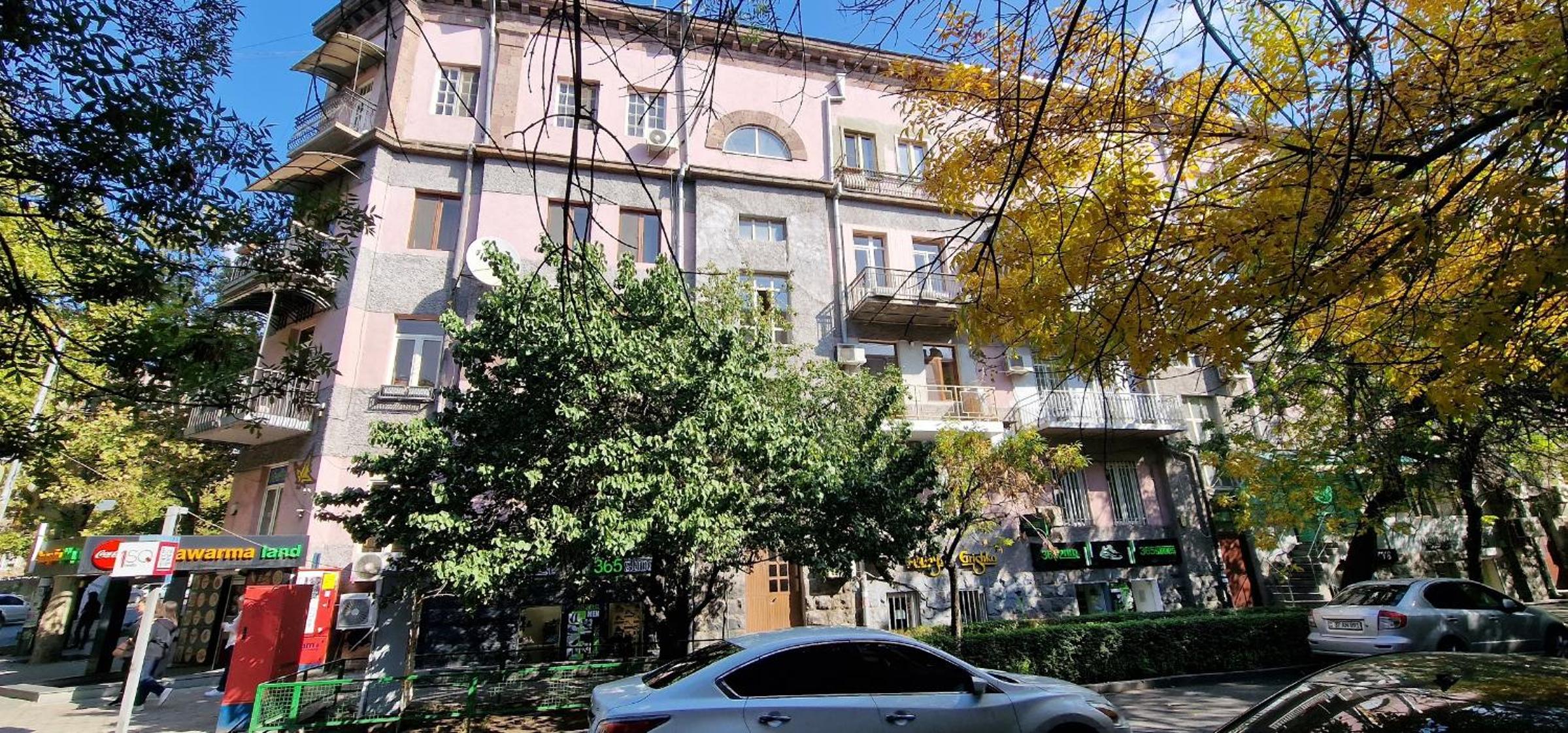 Lovely 2-bedroom apartment near North Avenue in Yerevan