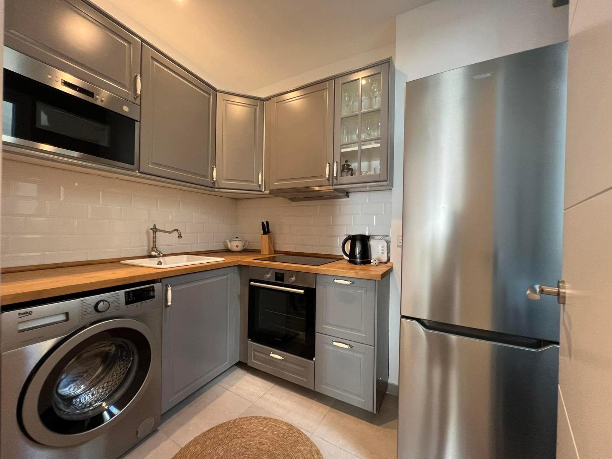 Peaceful 1BR with shared terrace at the Nook view 4
