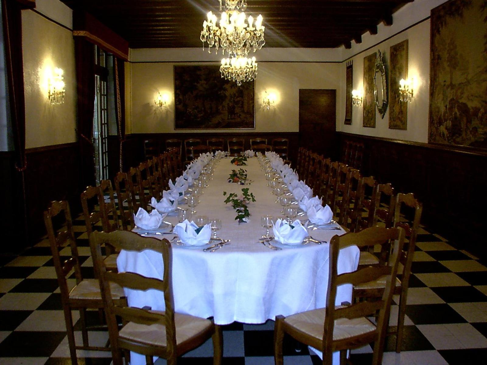 banquet hall