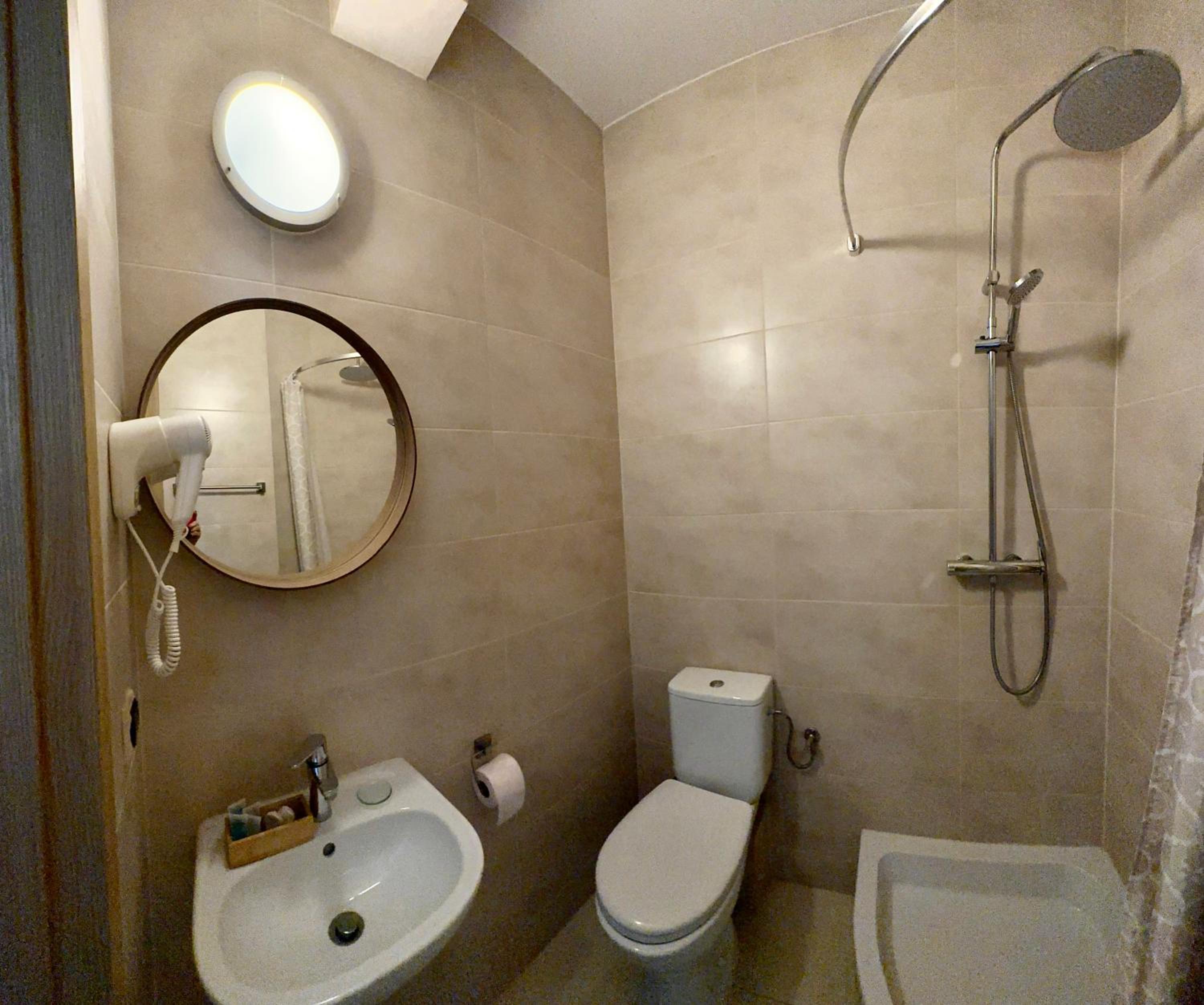 Photo 25