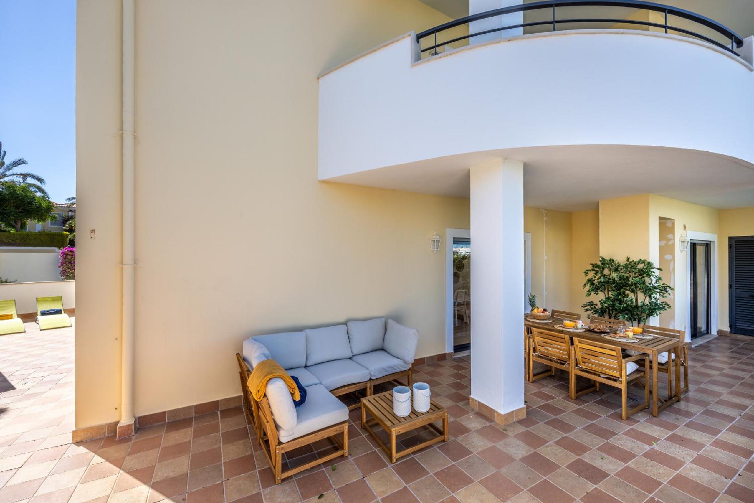 Jewel Apartment by Seewest