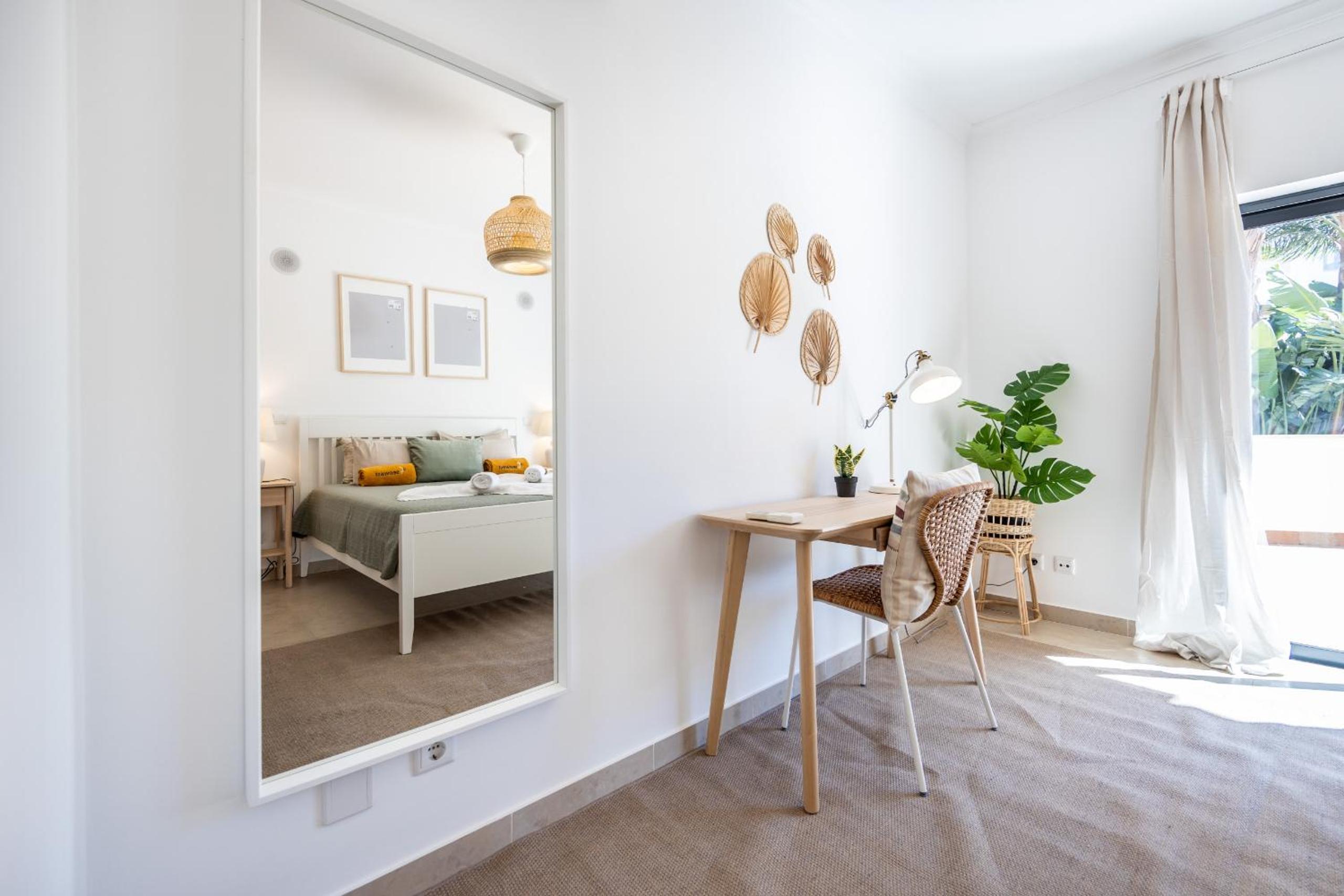 Jewel Apartment by Seewest