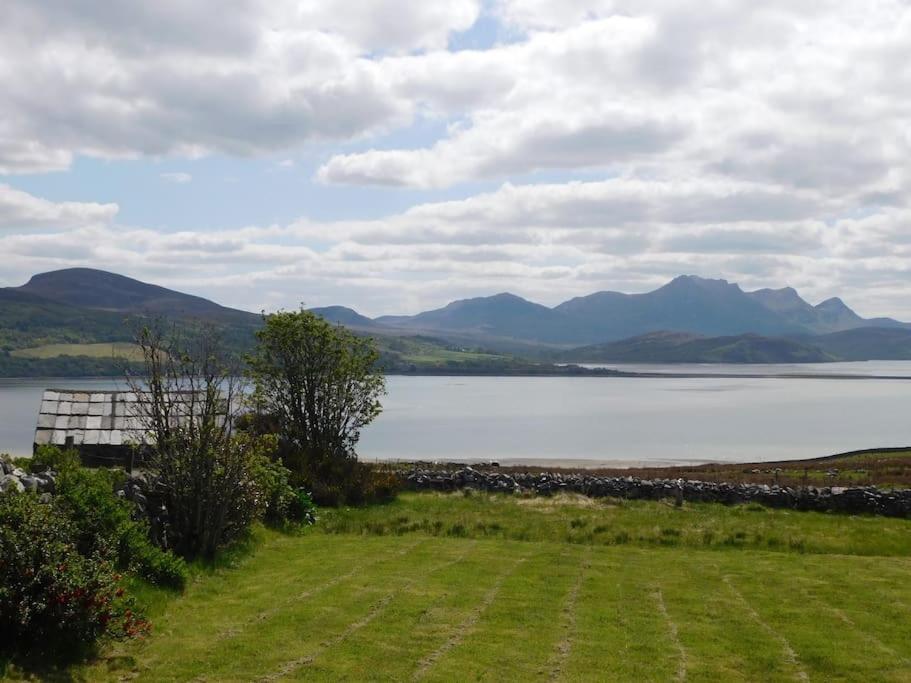 Pet Friendly 3BR Scenic Family Haven with Fibre WiFi