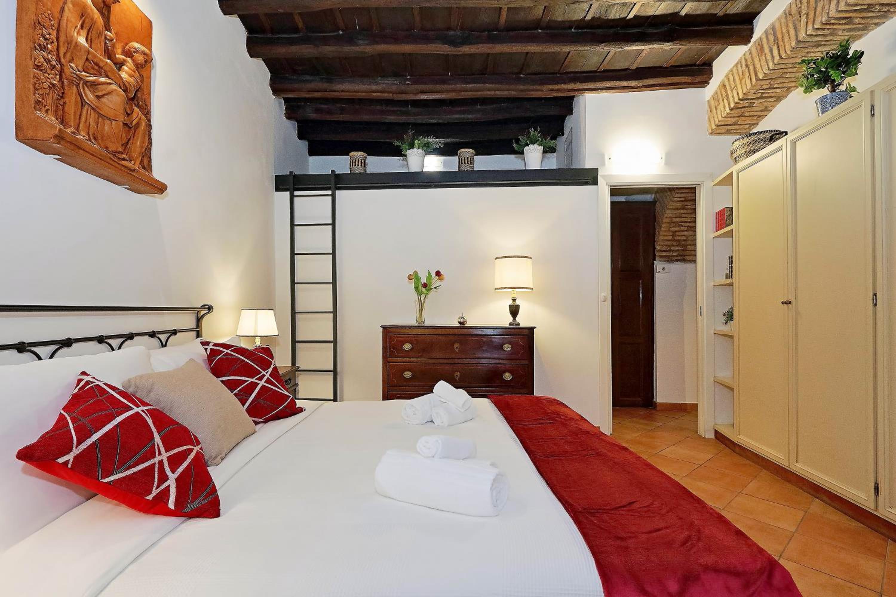 luxury home trastevere