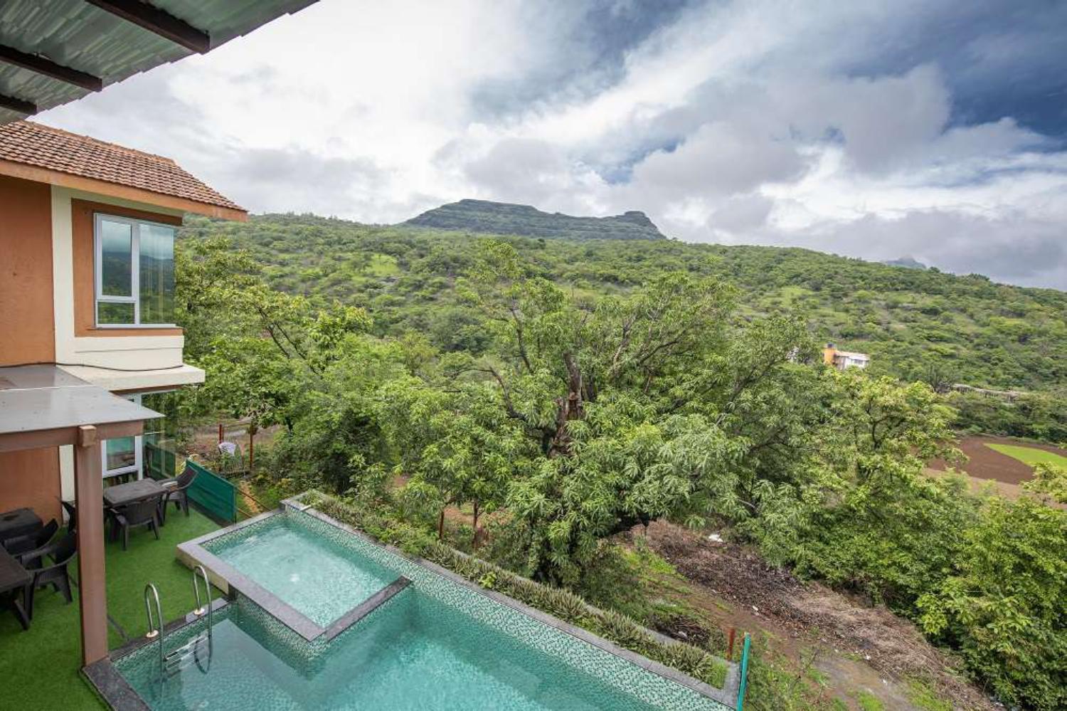 Paradise Wine view 4