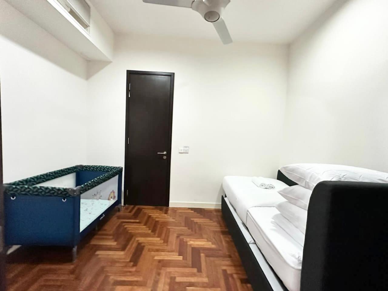 TTs HOME3 Mews 4-8Pax Pavilion KLCC Kuala Lumpur