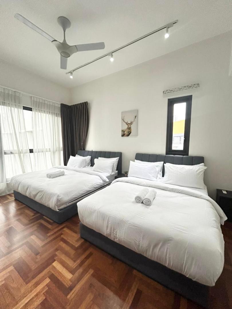 TTs HOME3 Mews 4-8Pax Pavilion KLCC Kuala Lumpur