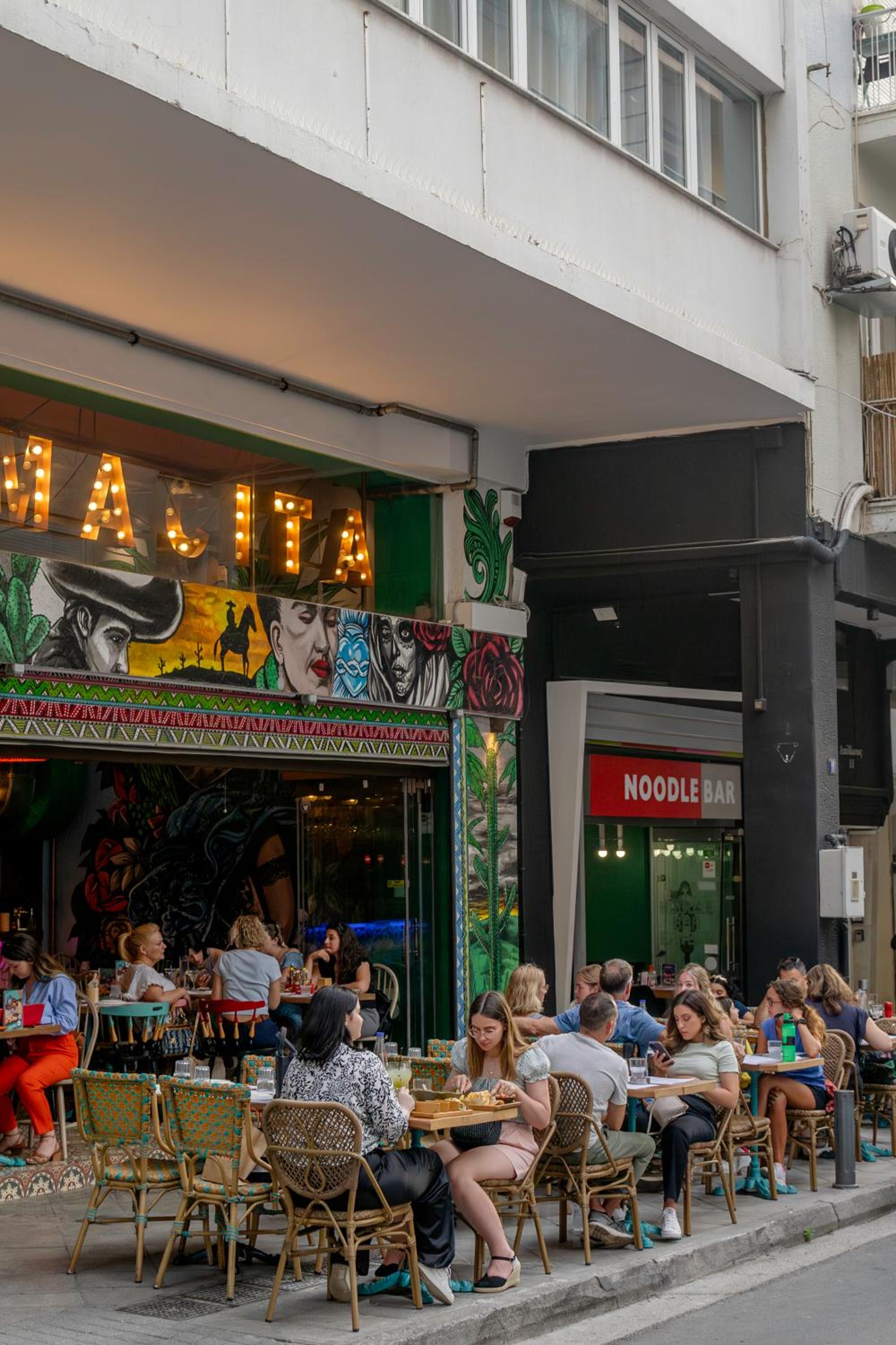 Central Athenian 1BR Apartment