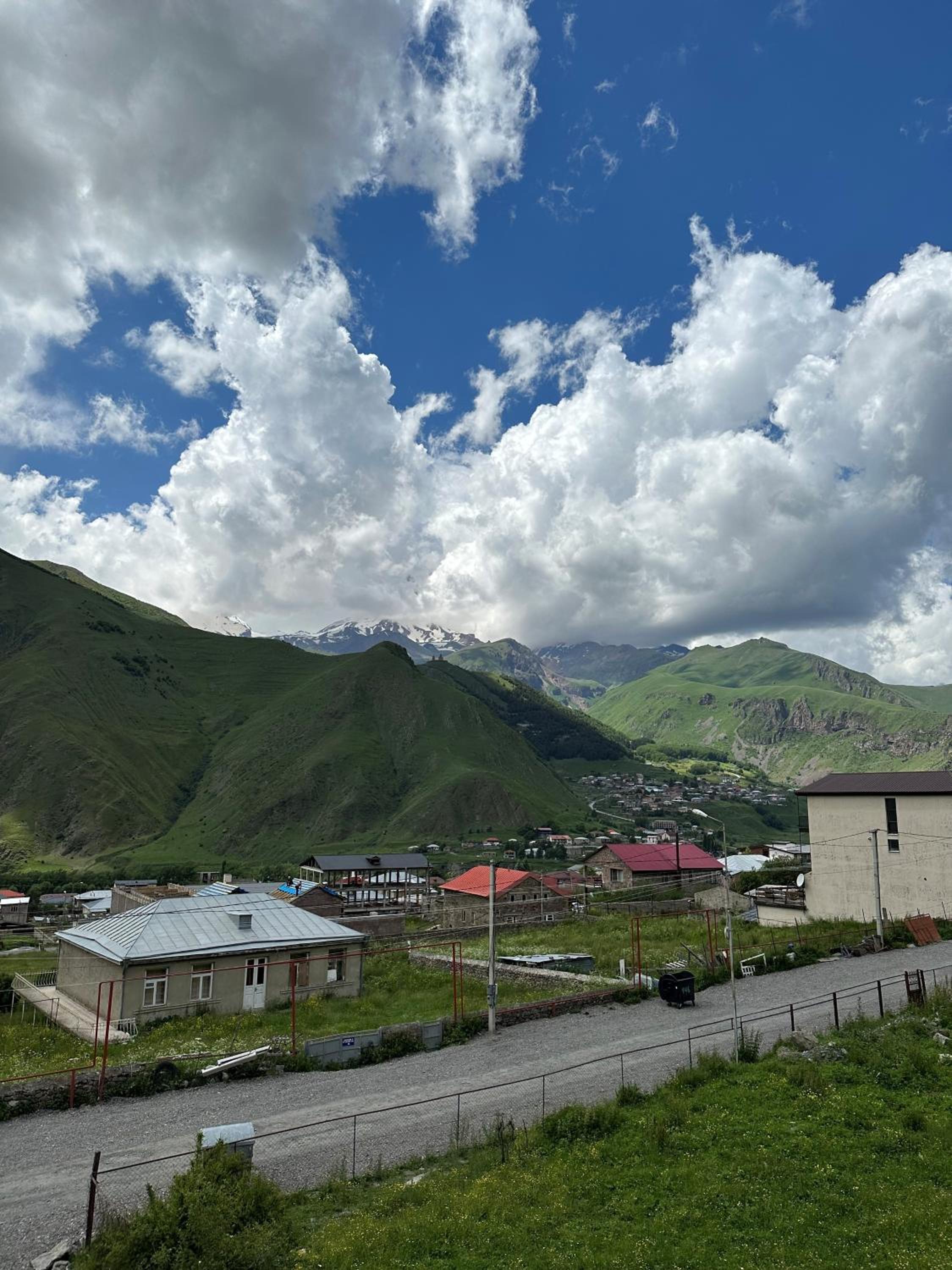 Kazbegi View Devdaraki Apartment