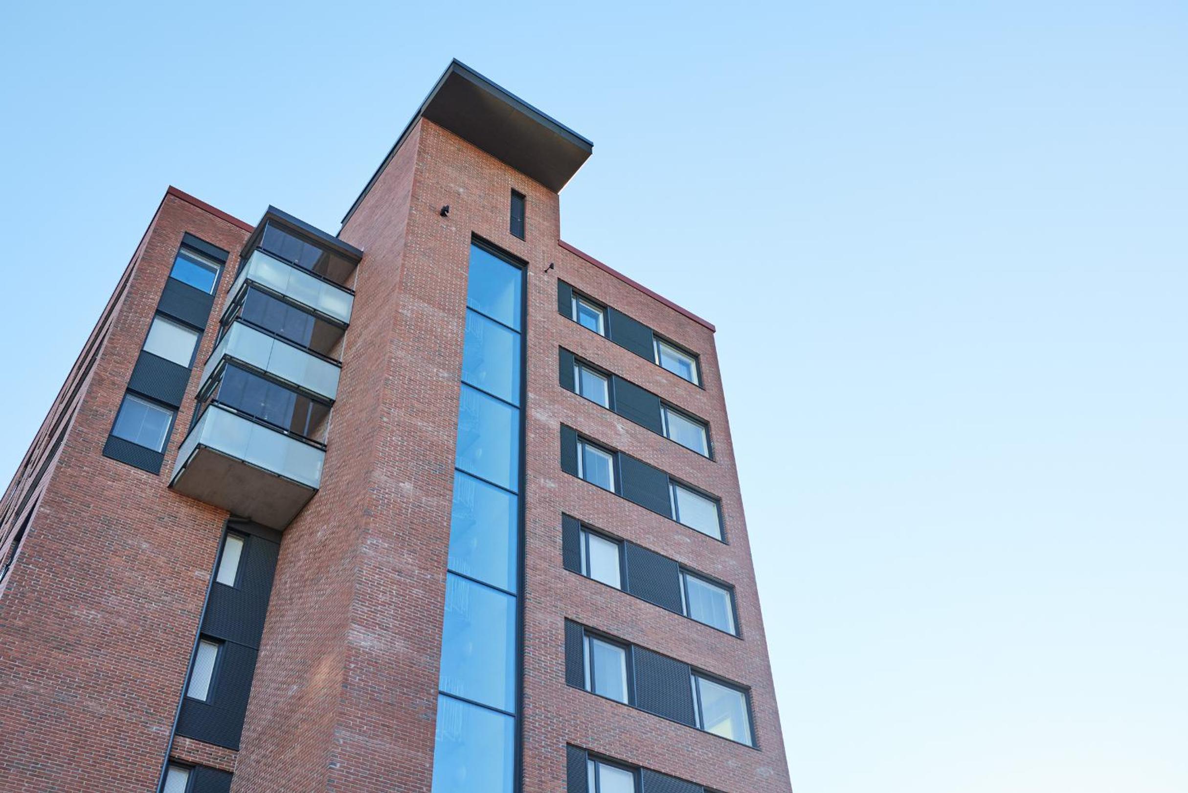 Rauhallinen kolmio omalla saunalla Tampereen keskustassa