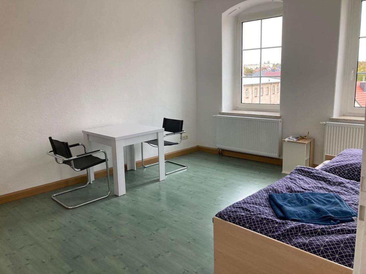 Monteurswohnung Place2stay in Großenhain