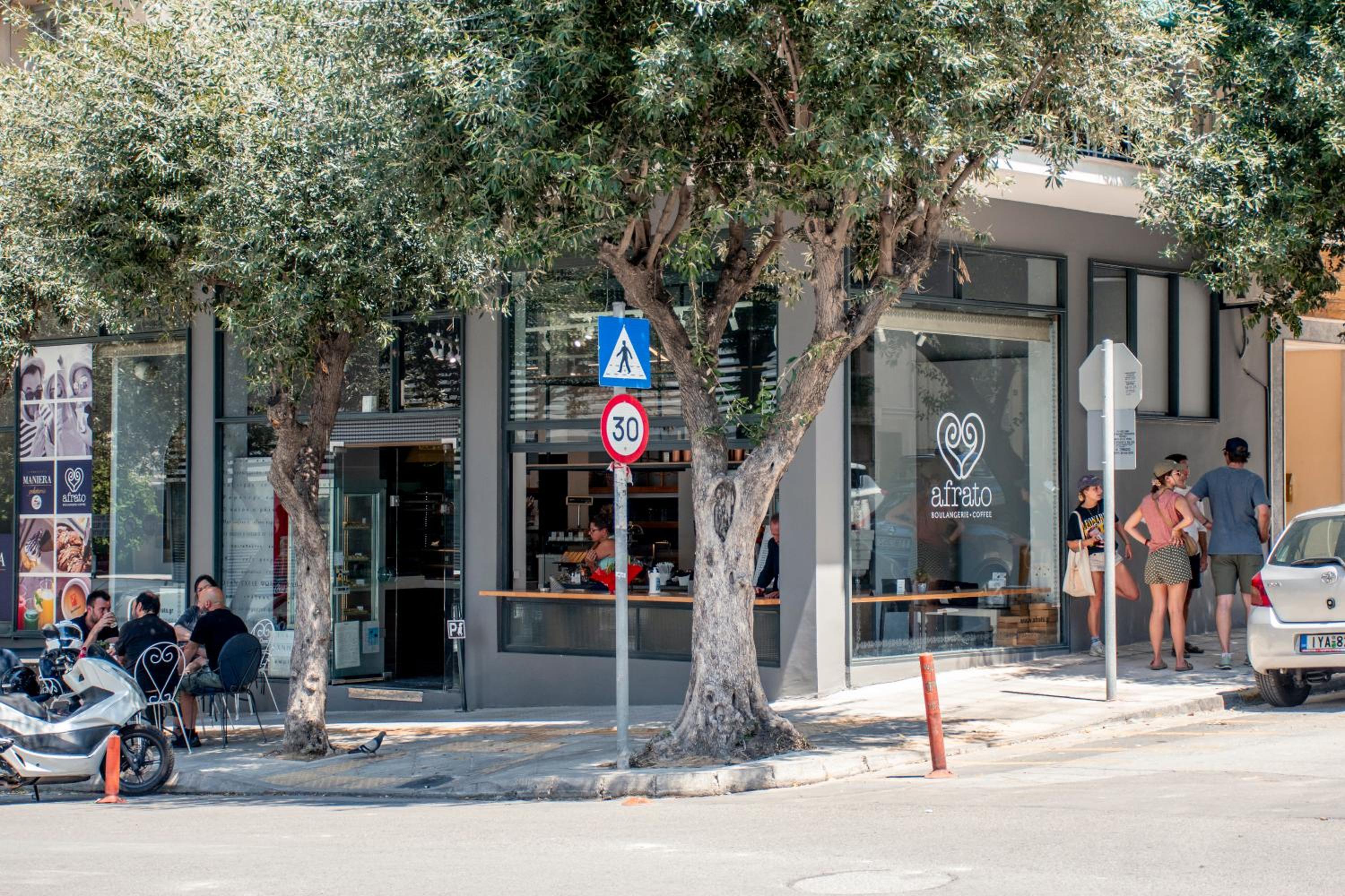 Central 2BR Apartment in the Heart of Athens