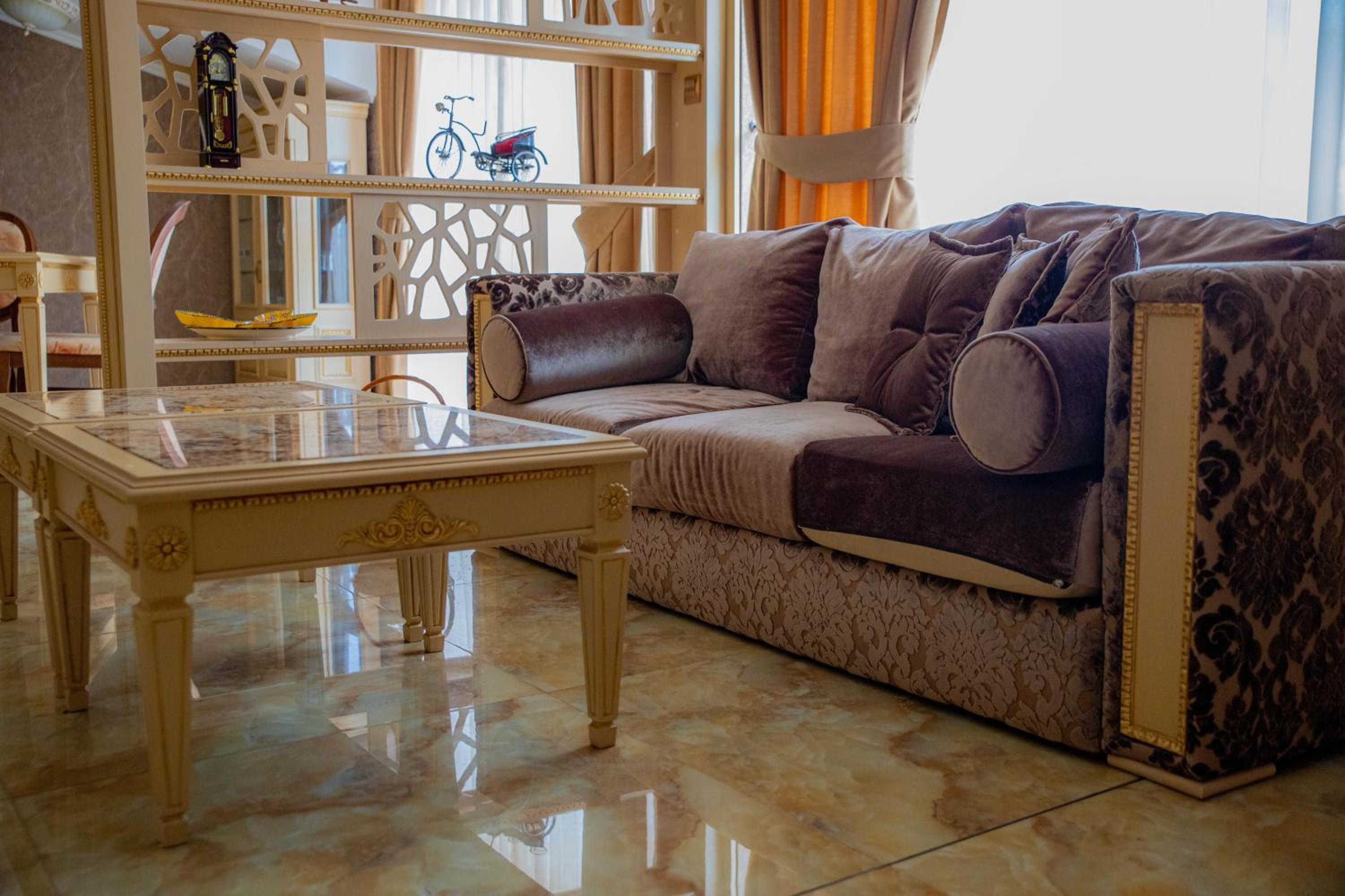 Luxury Apartment Rich 2