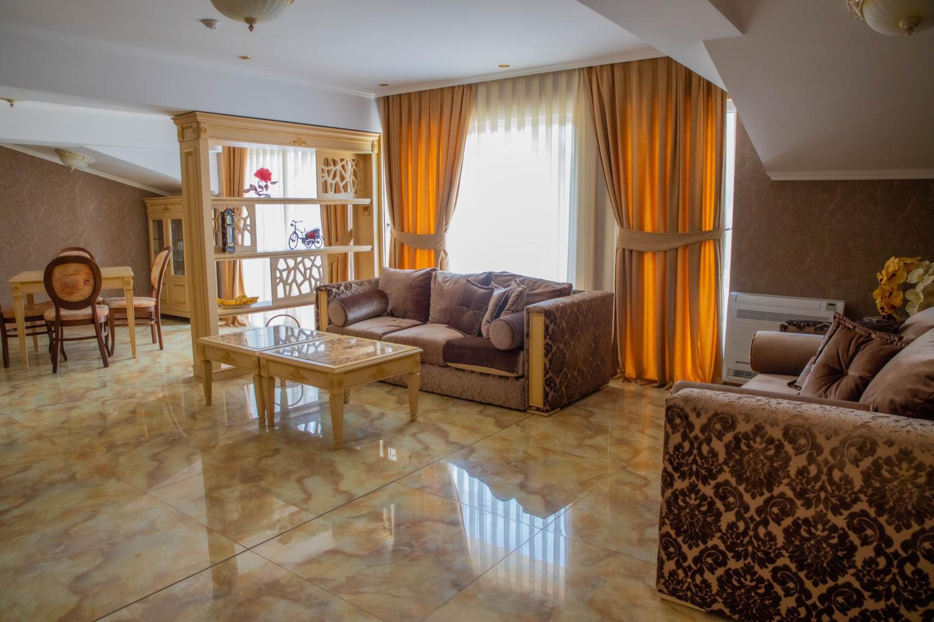 Luxury Apartment Rich 2