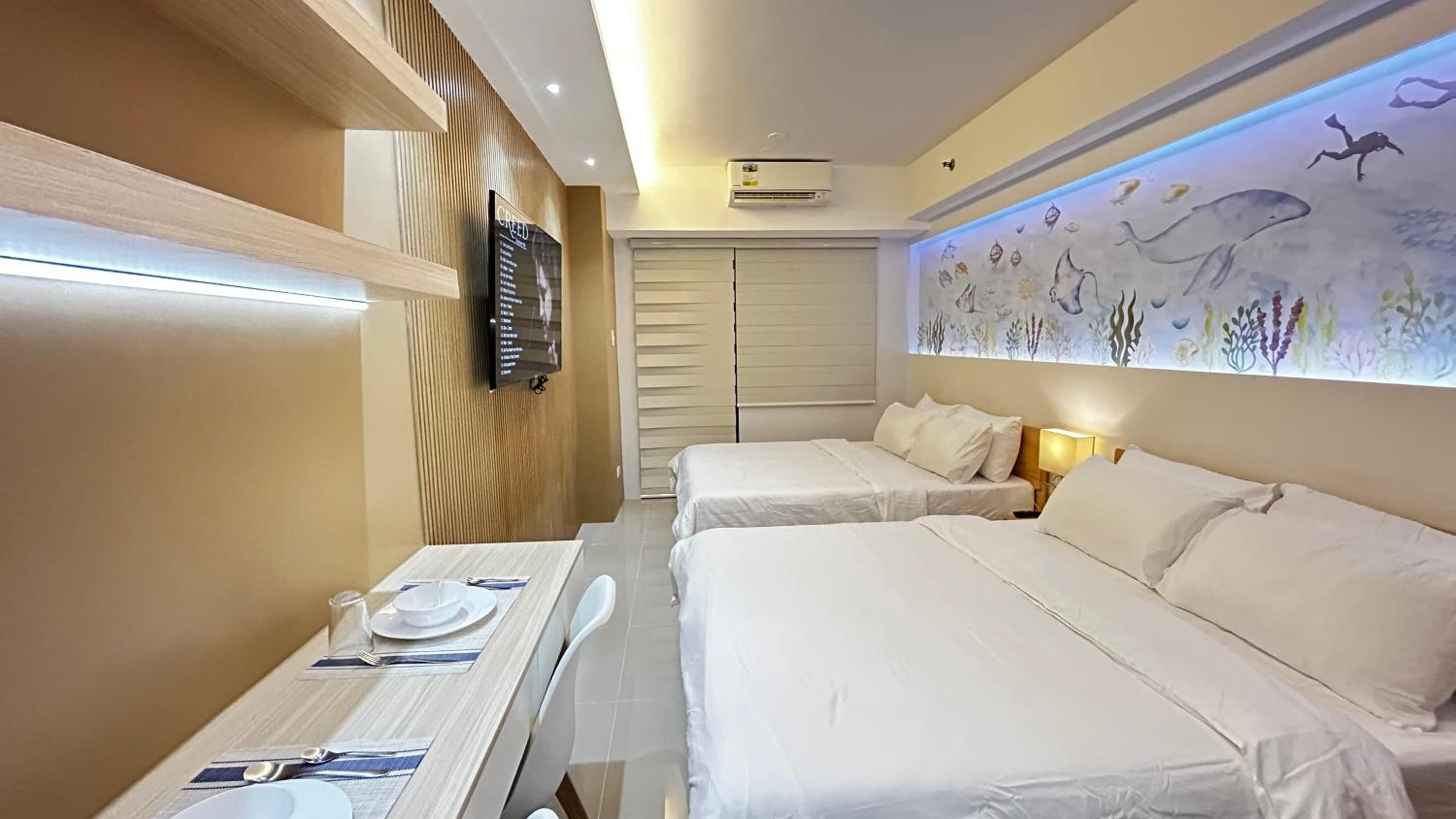 hotel room
