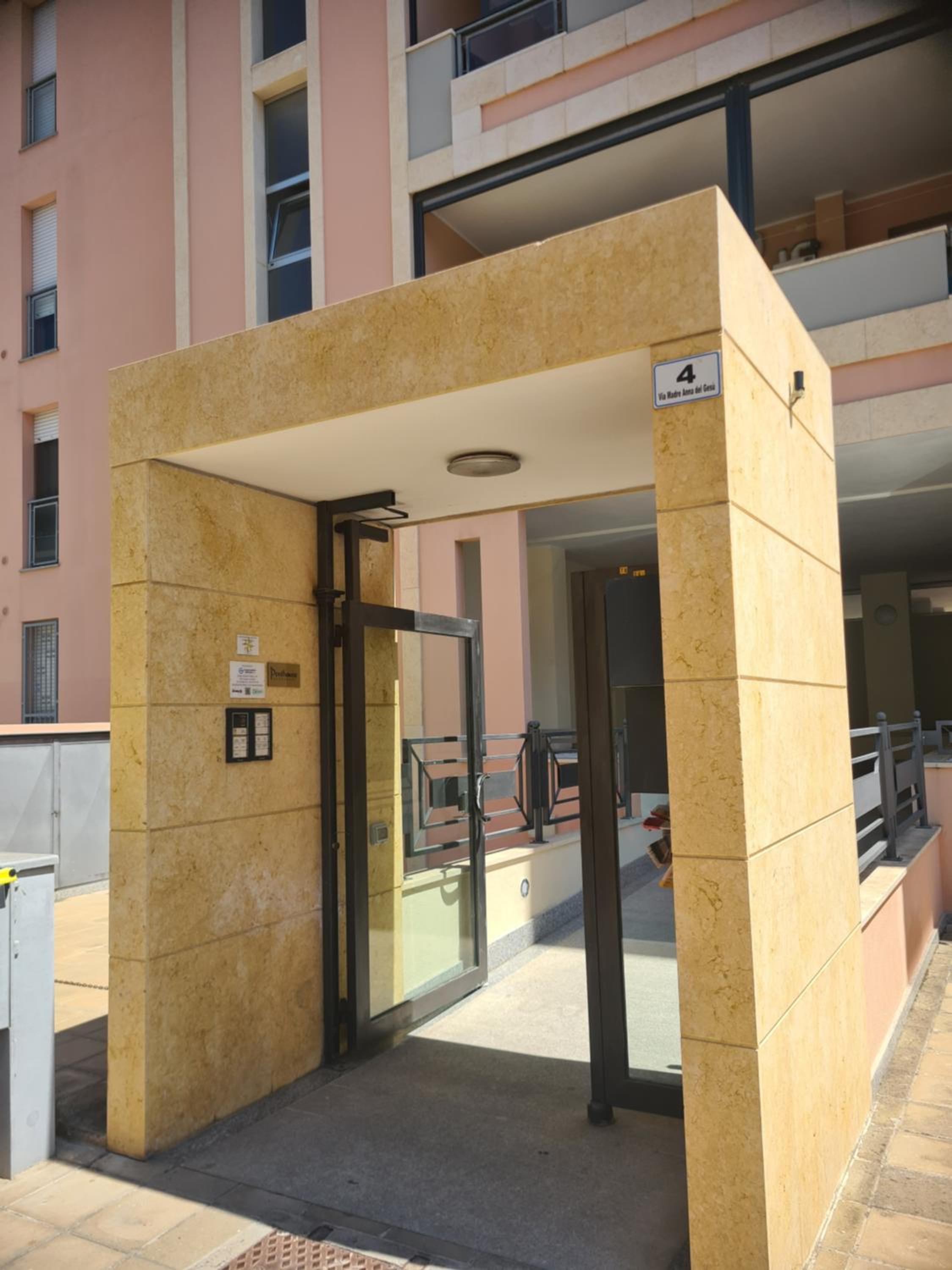 Penthouse genneruxi