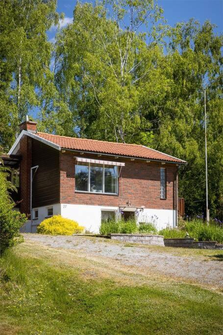Rydetvägen, peaceful, fresh 8 bedrooms near Gothenburg City