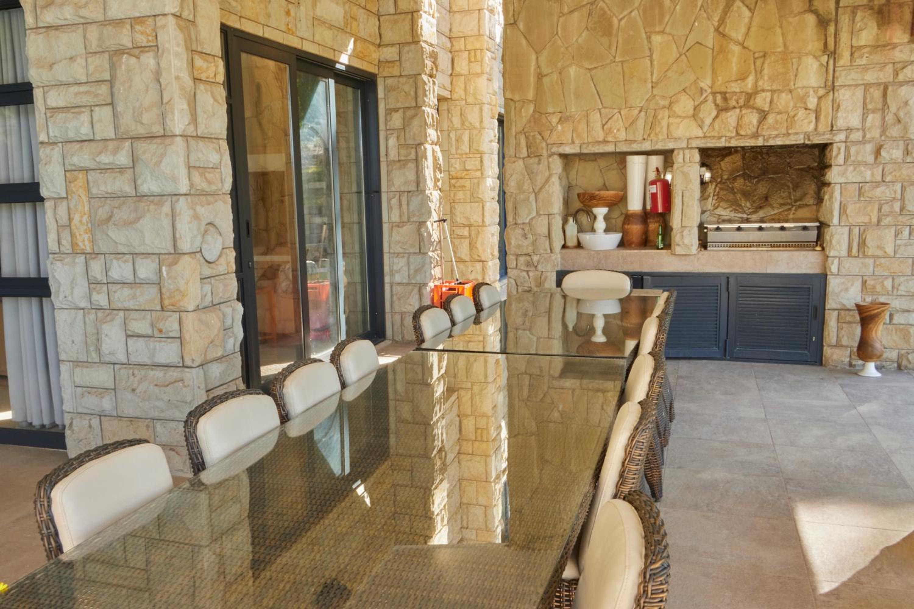 Mseleku Villa view 3