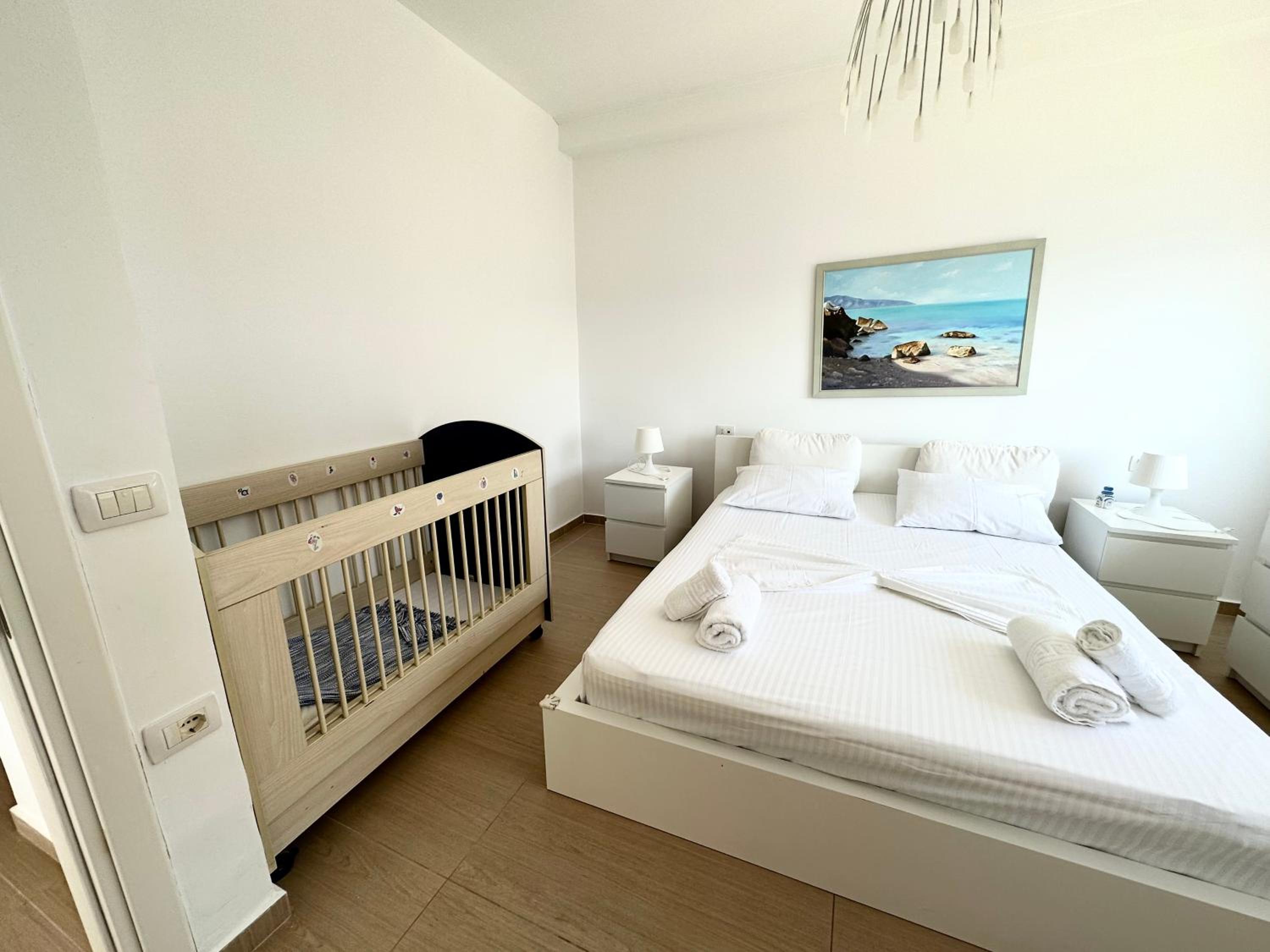 K&T Seaside Deluxe TwoBedroom Apartment