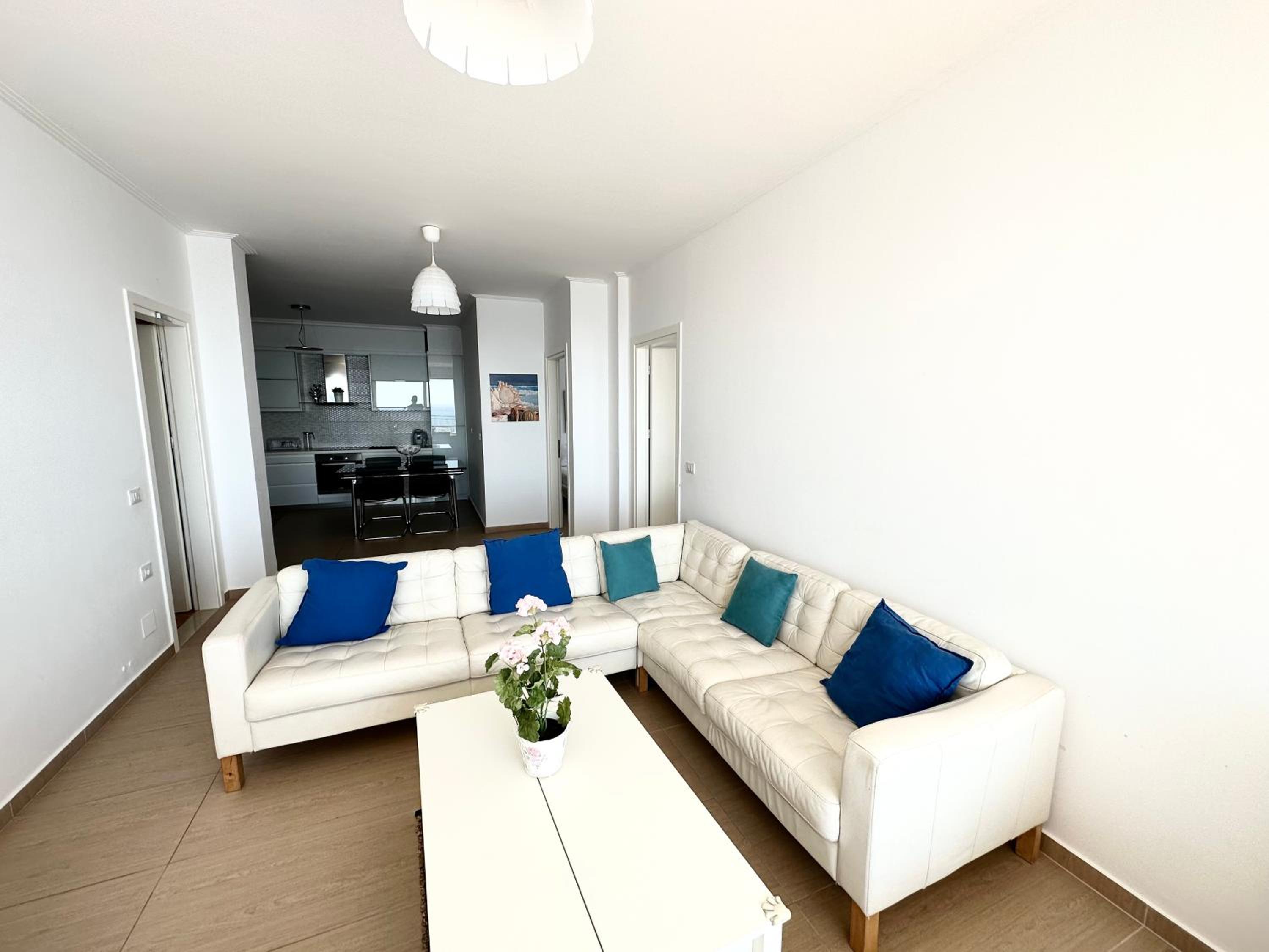 K&T Seaside Deluxe TwoBedroom Apartment