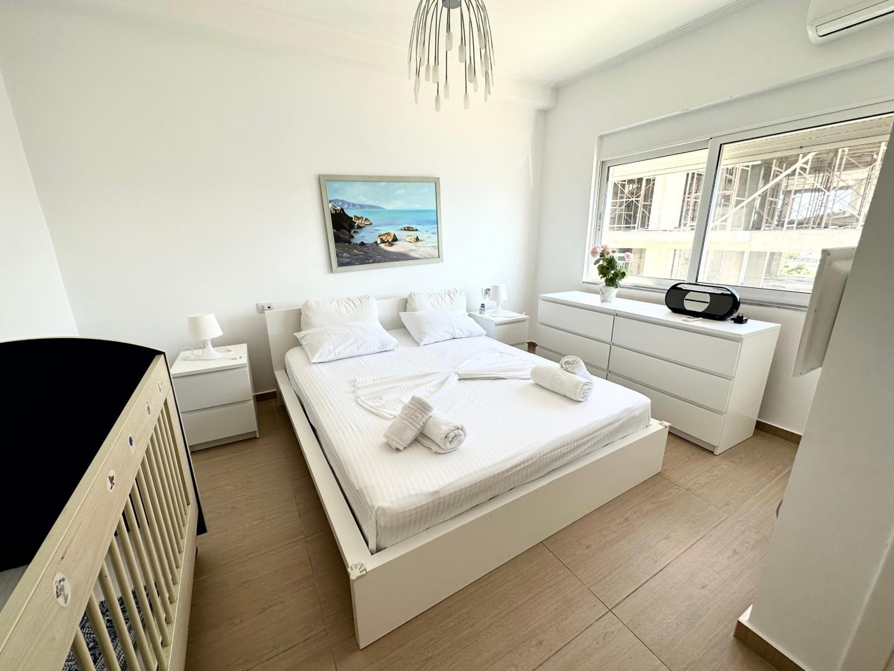 K&T Seaside Deluxe TwoBedroom Apartment