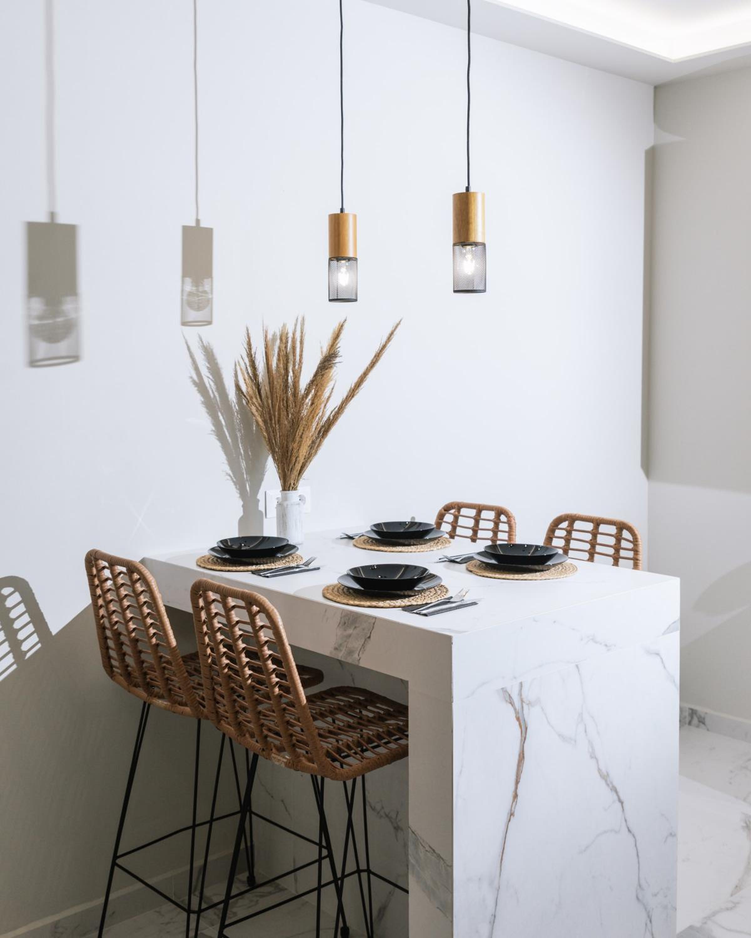 Arbona Apartment II en Vóroi — dining