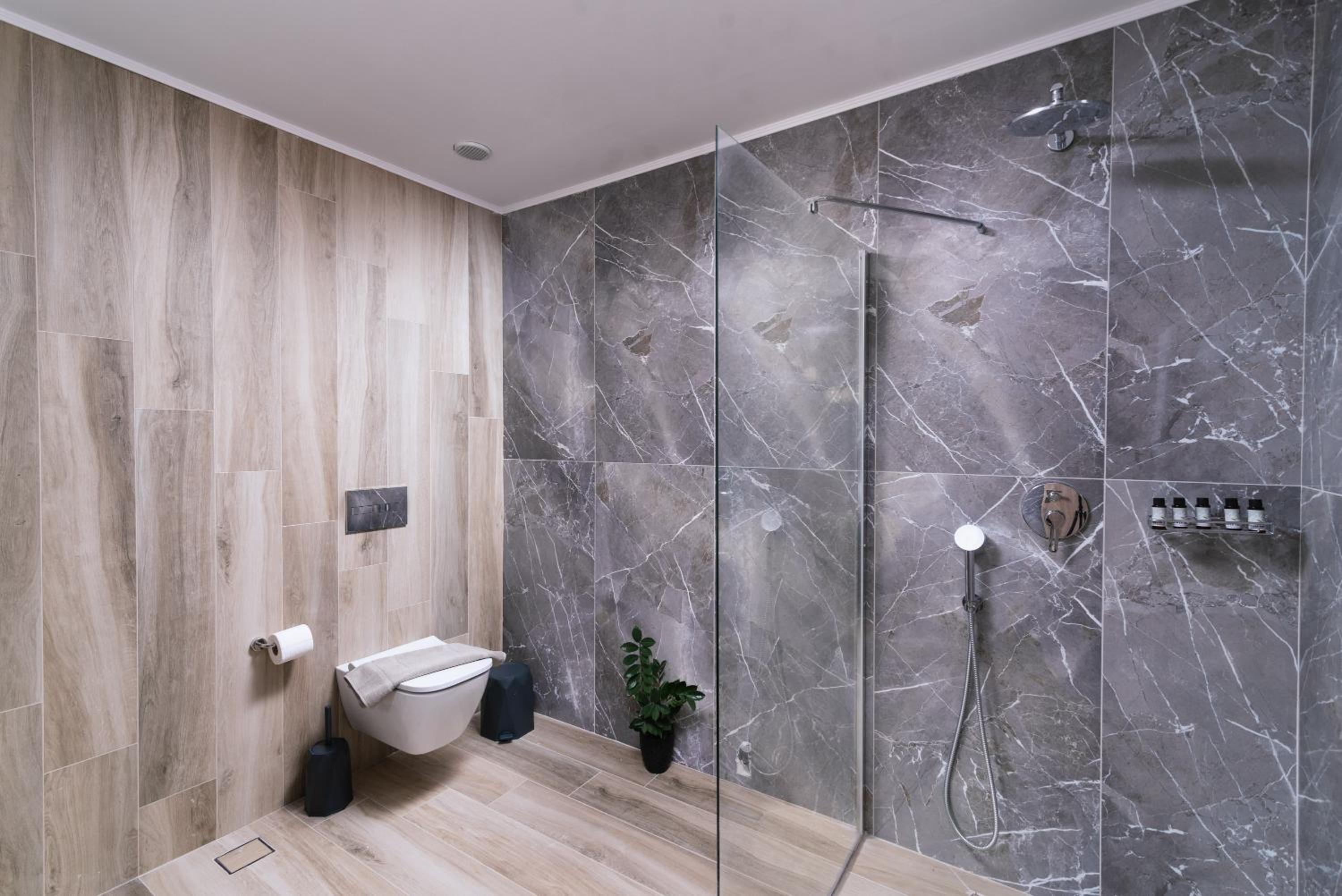 Arbona Apartment II en Vóroi — bathroom