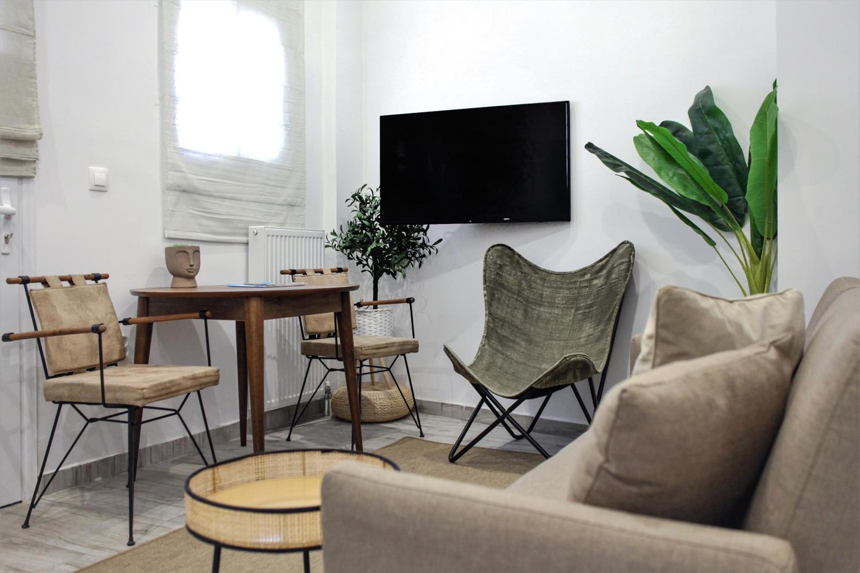 Acropolis Royal Suite