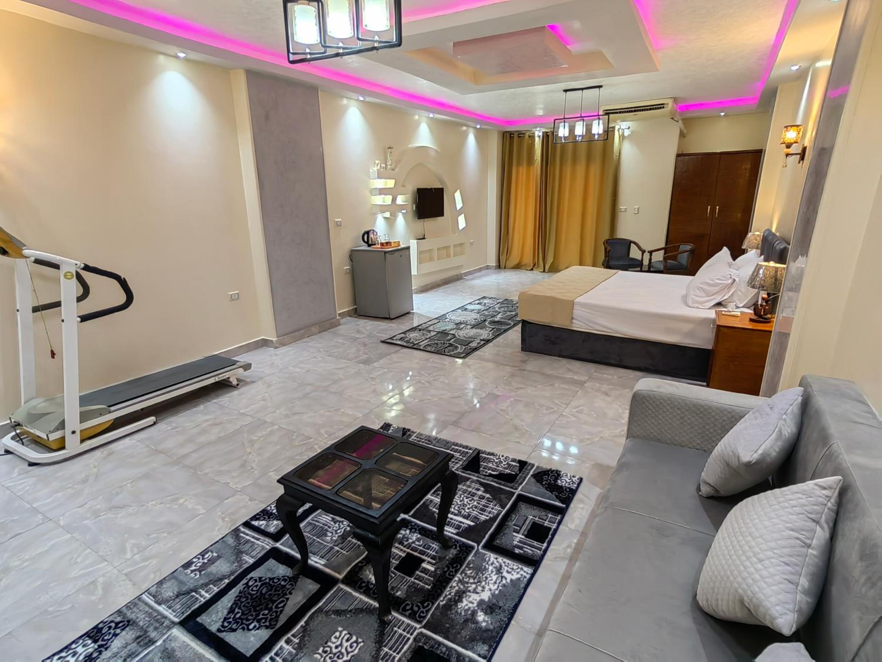 Adams Guest House