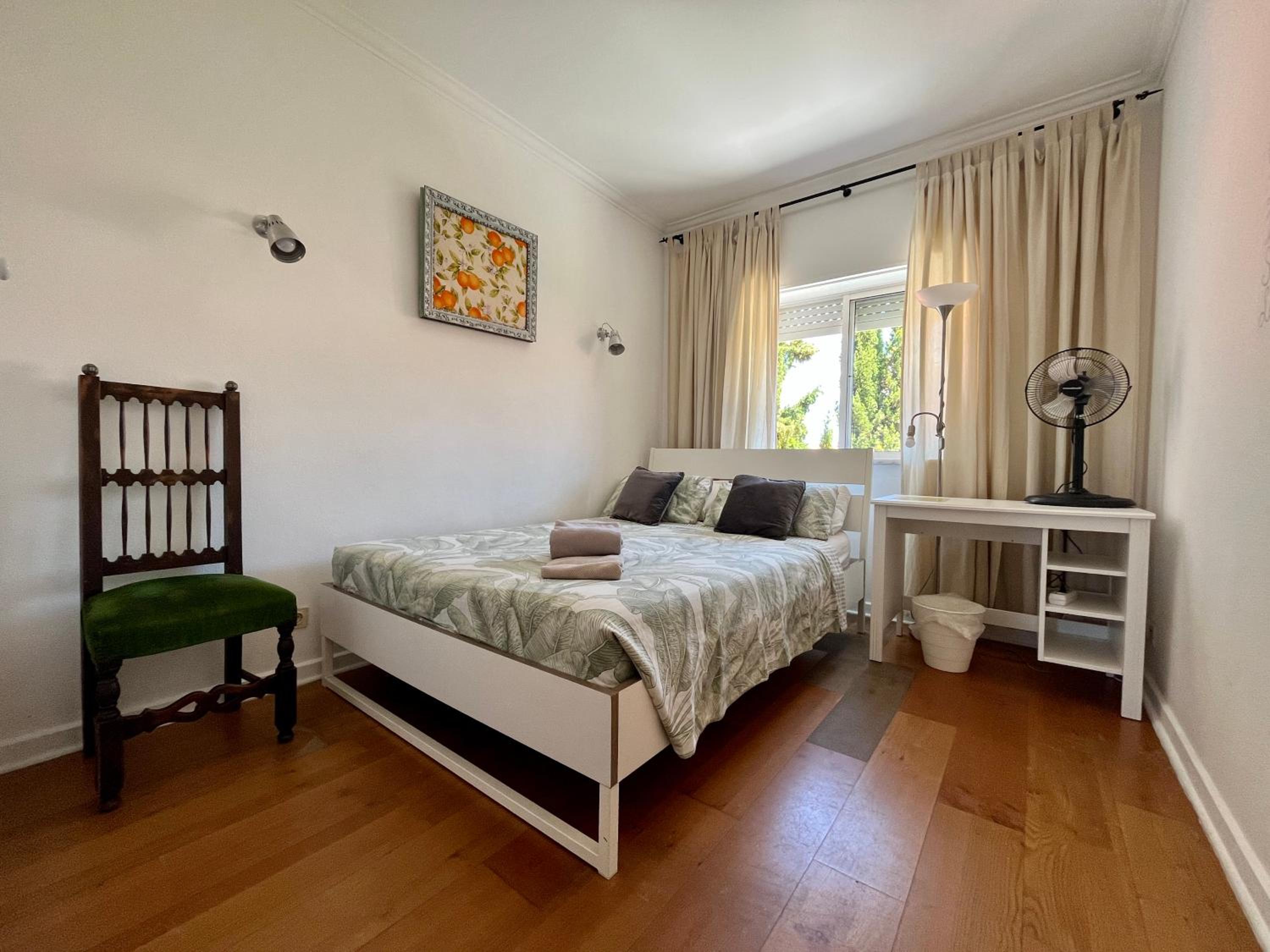 Ljmonade Hostel
