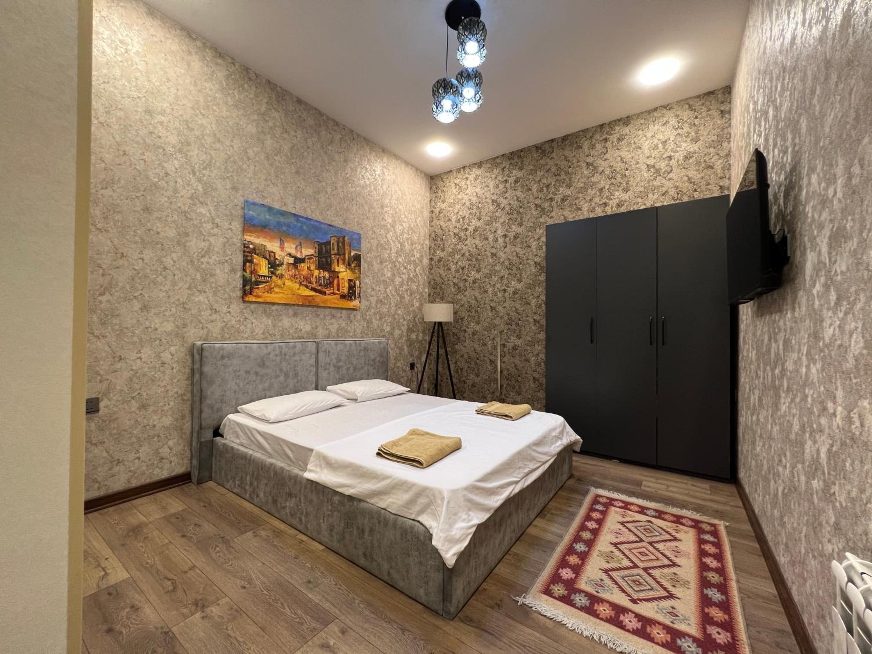 Etnic apartment near Maiden tower center of Baku