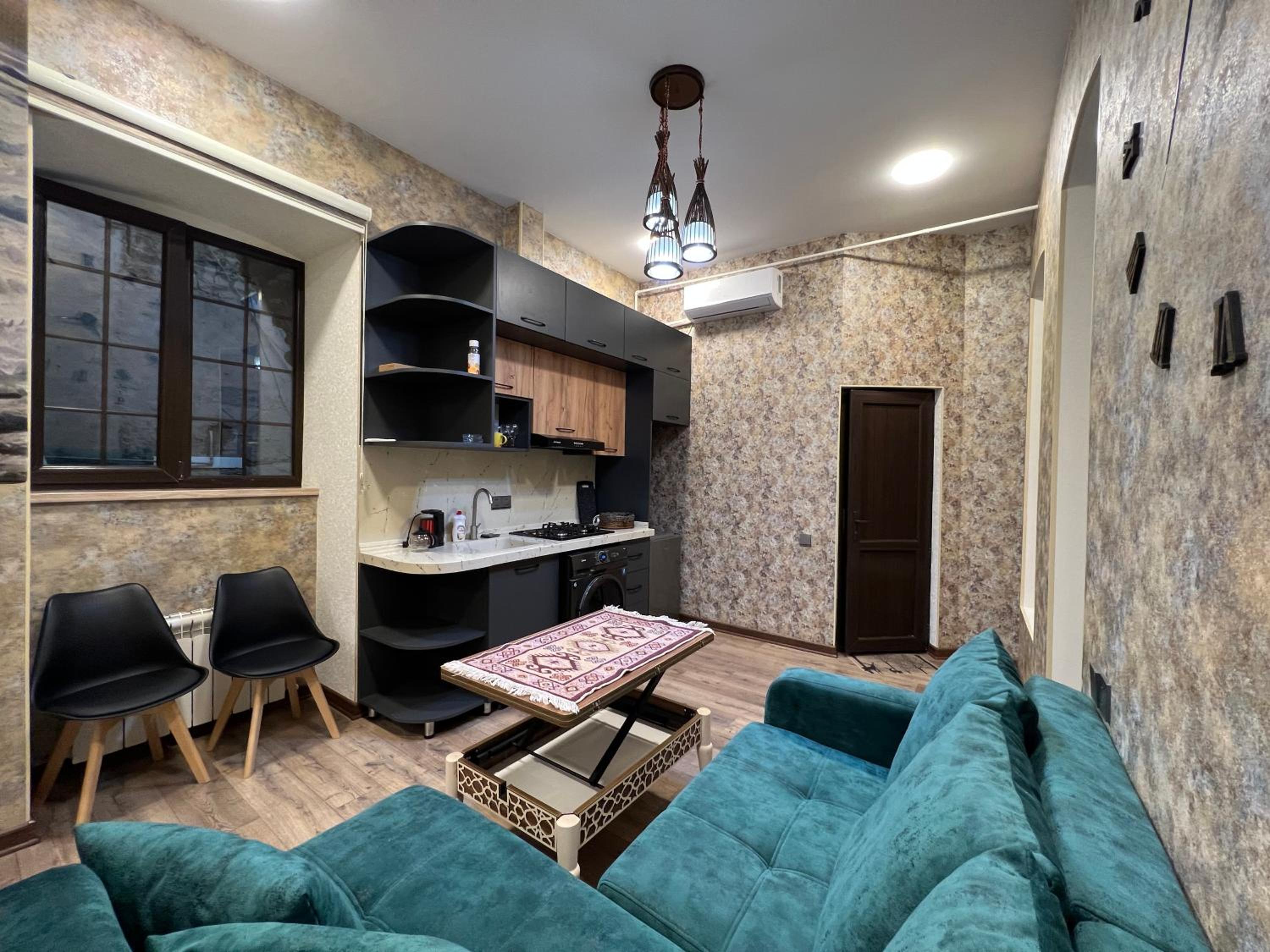 Etnic apartment near Maiden tower center of Baku