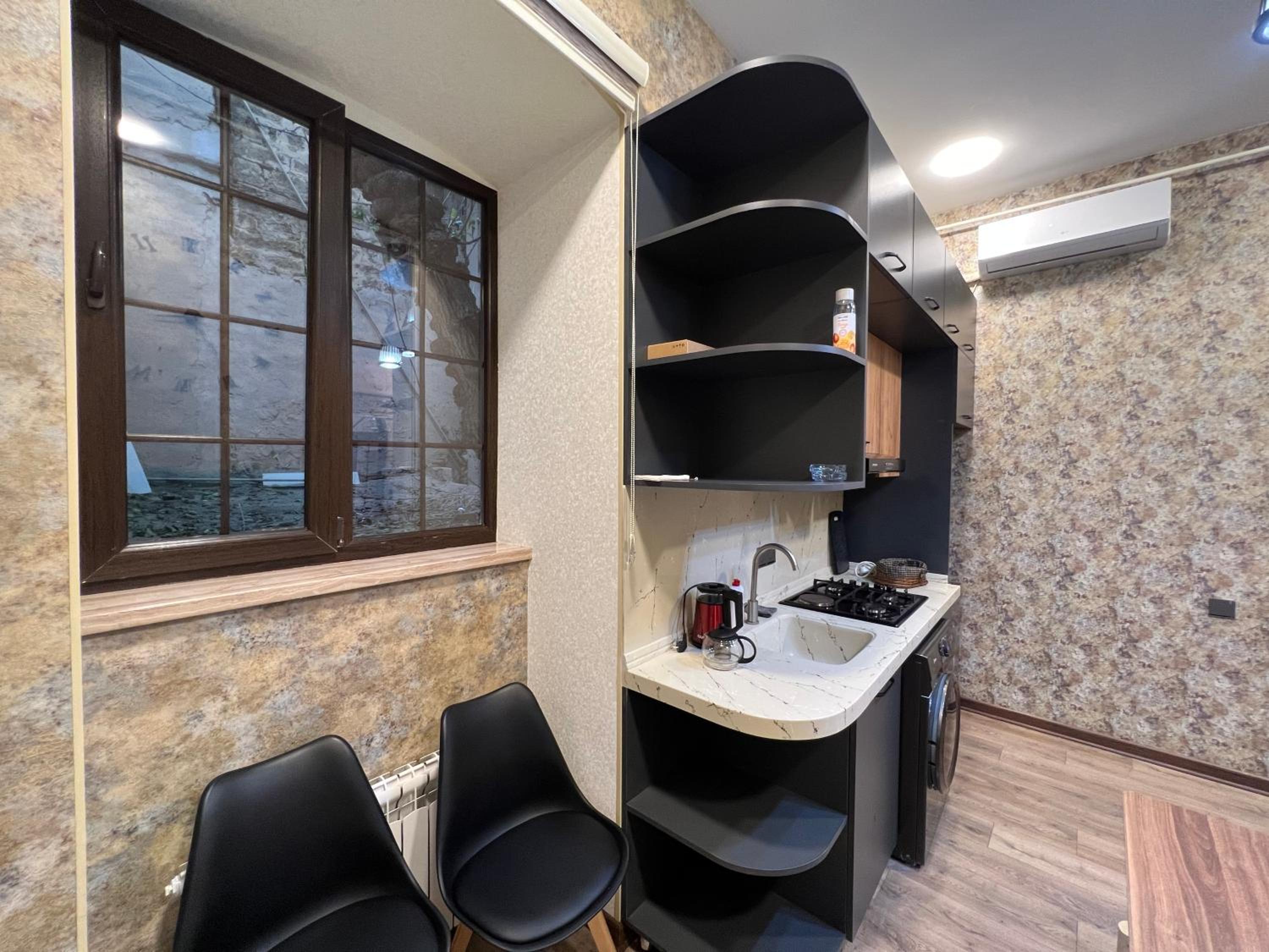 Etnic apartment near Maiden tower center of Baku