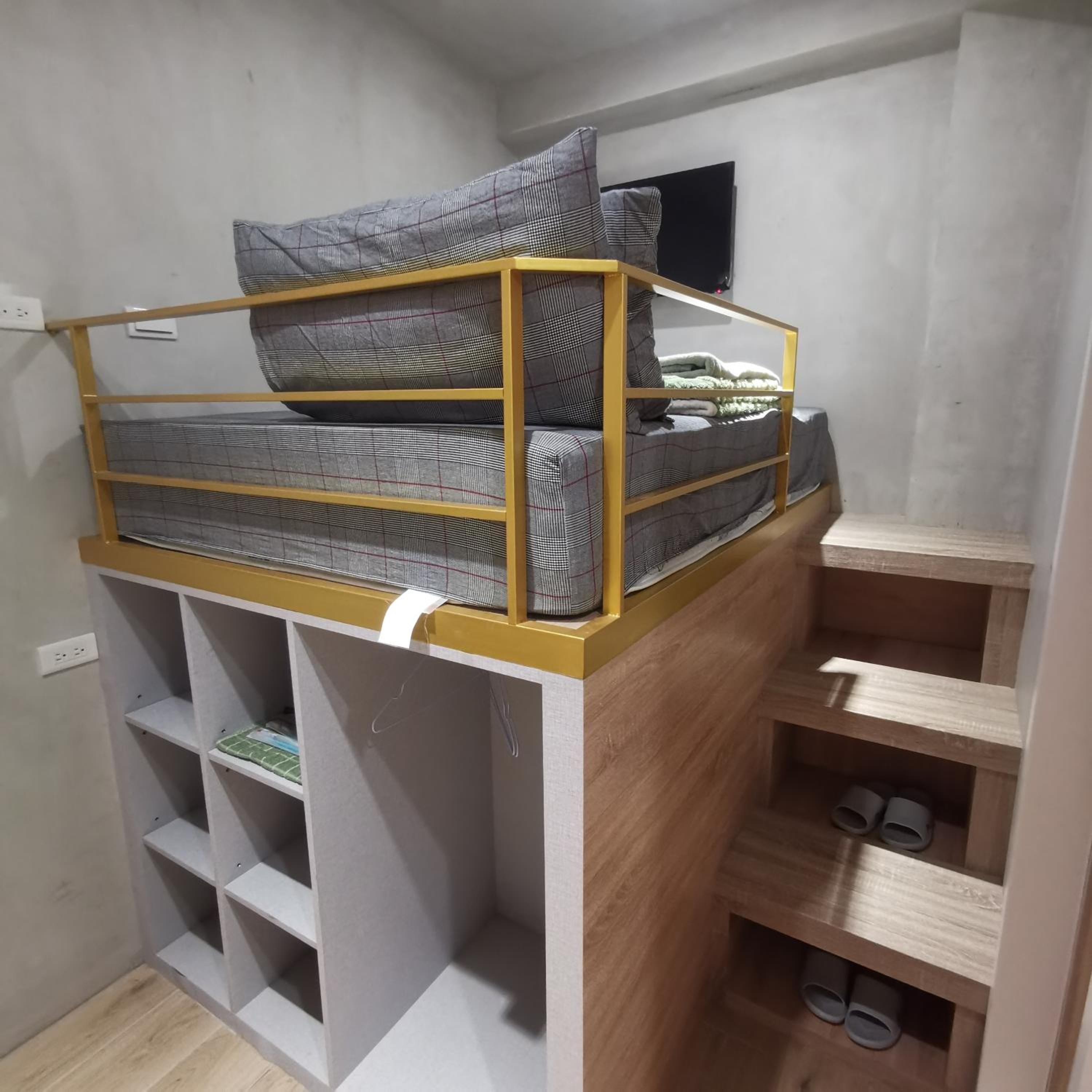橙舍一館 TW Hostel I