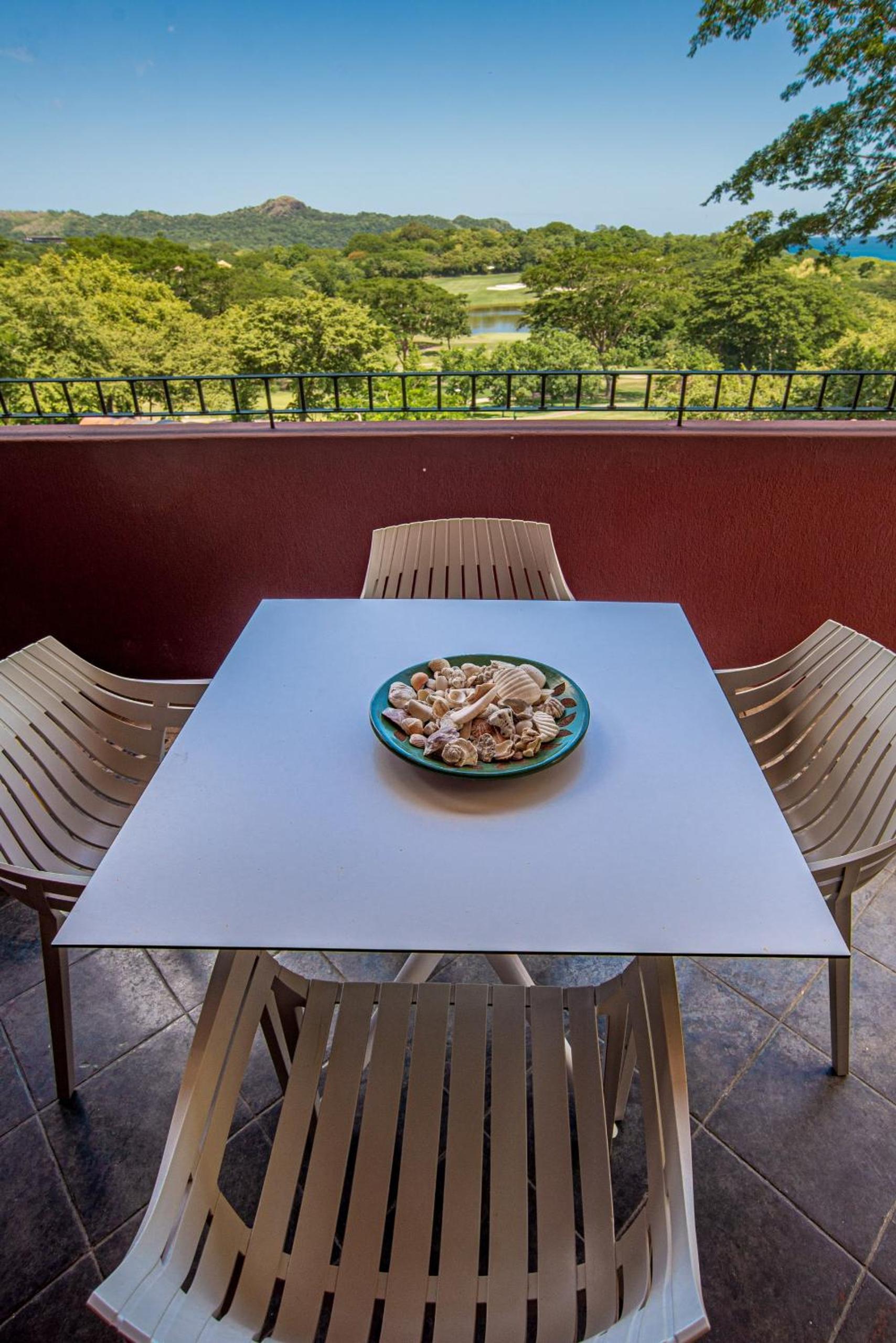 Boungainvillea 1203 Luxury Apartment - Reserva Conchal