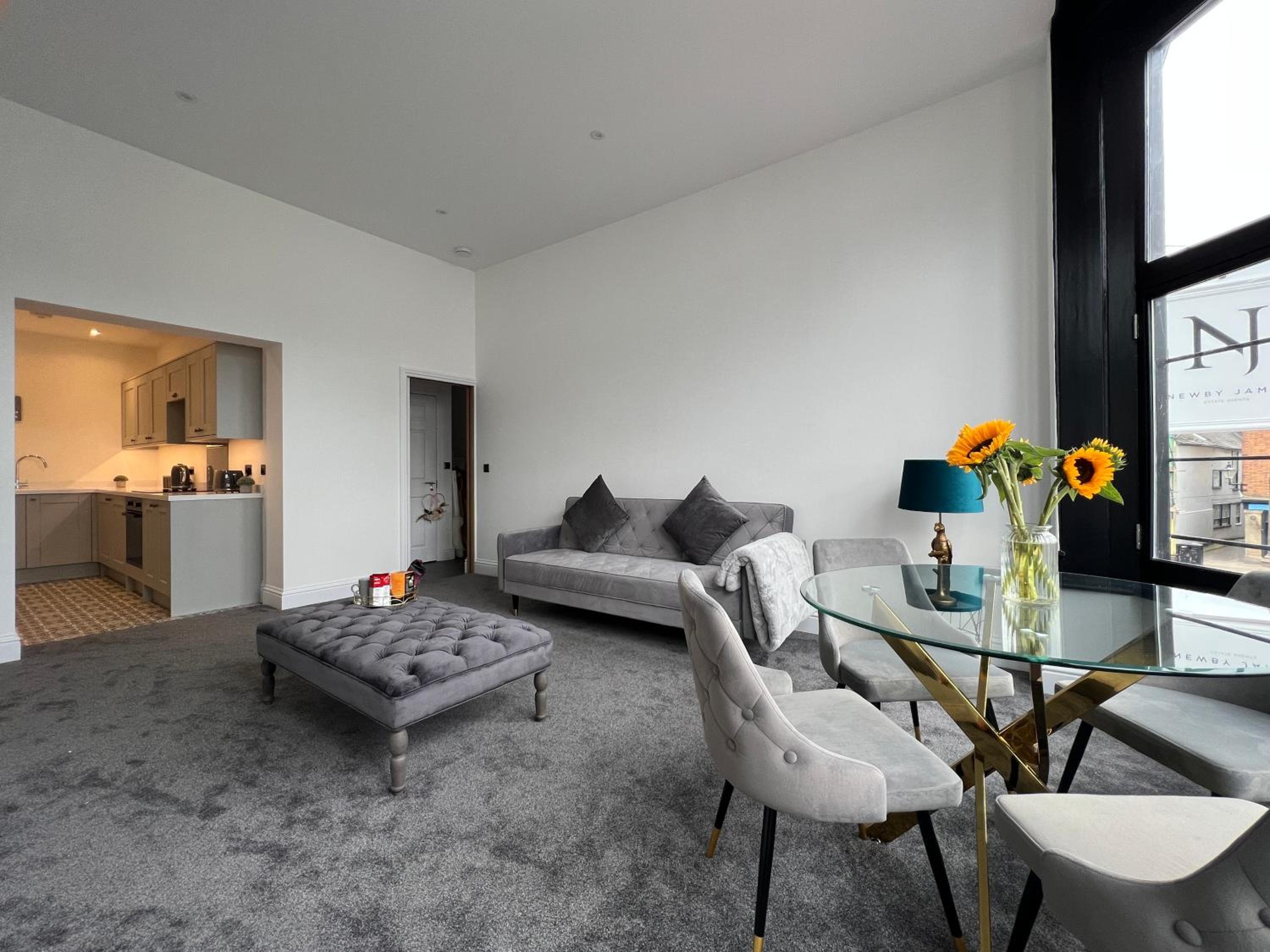 Black Horse Apartments view 4