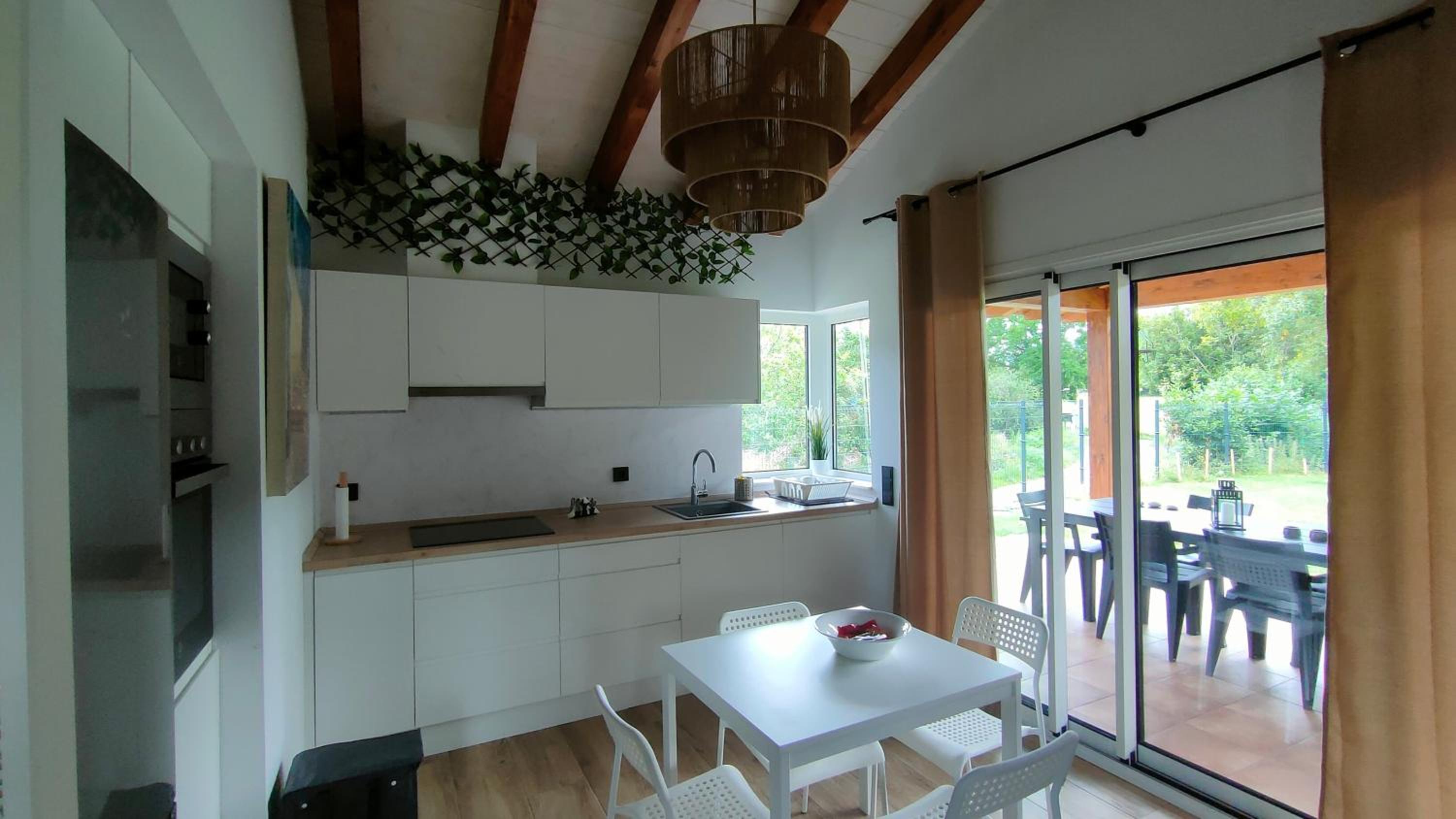 Photo 48