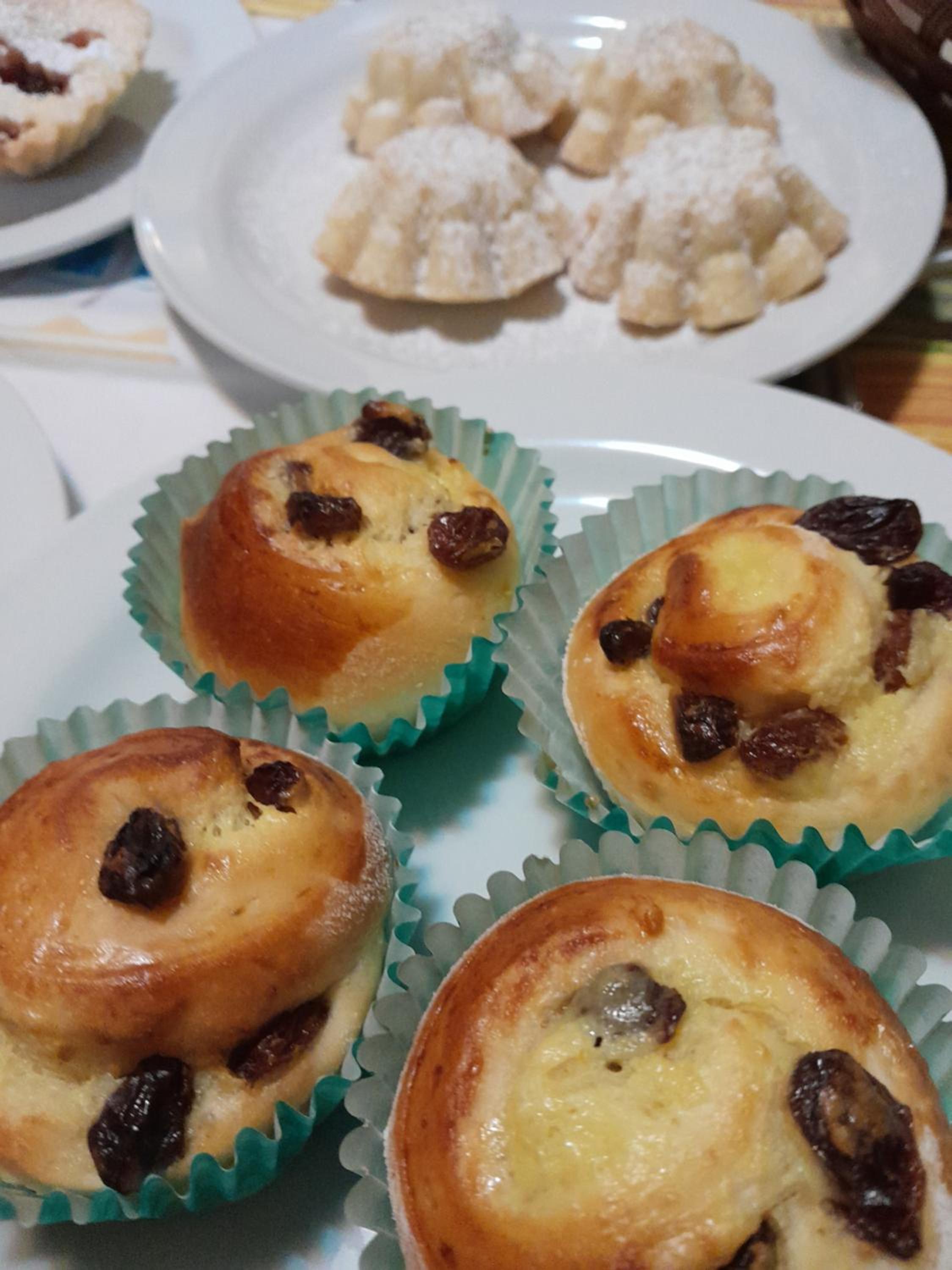 Yellow House photo 5