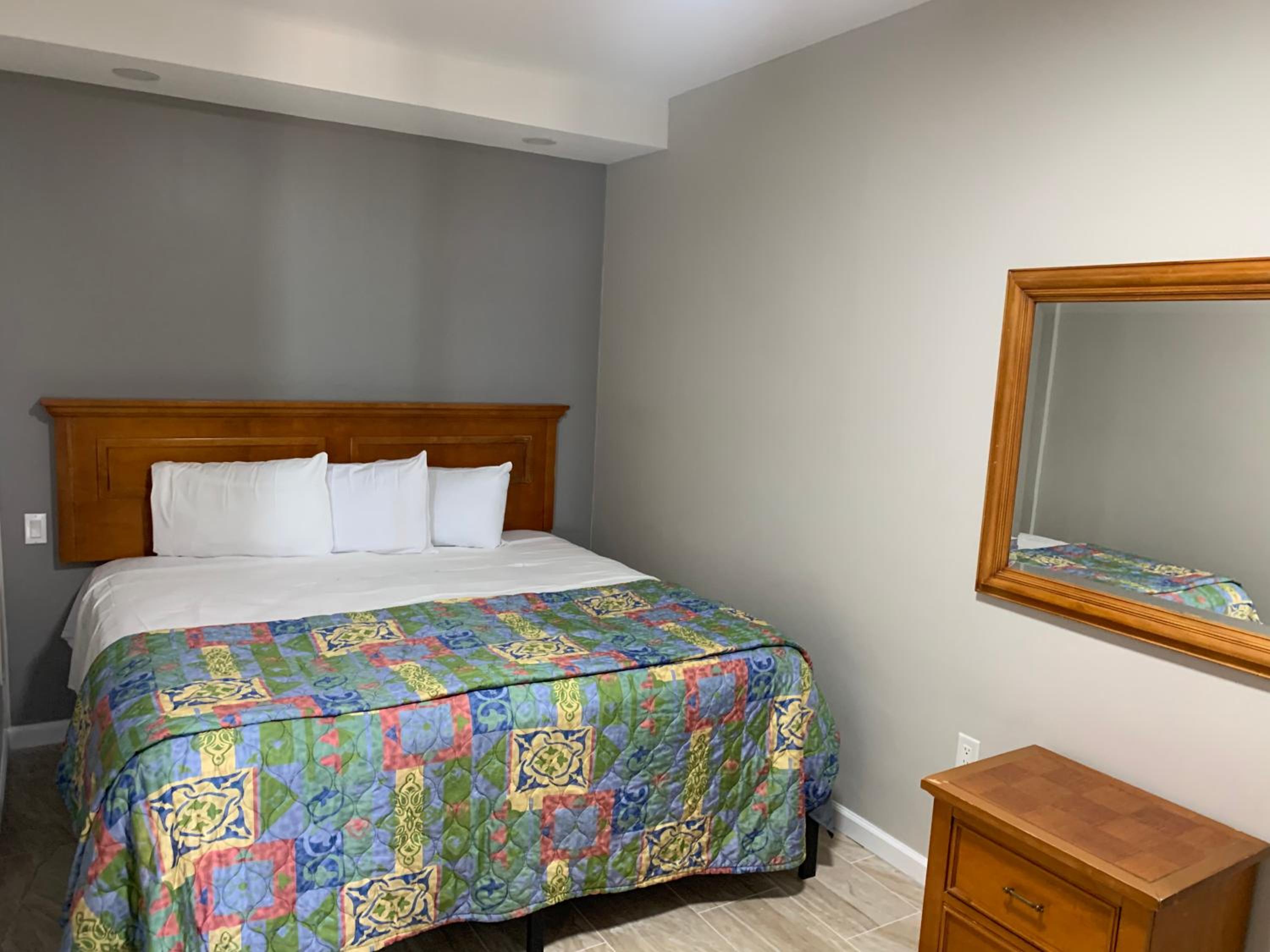 Paradise Inn